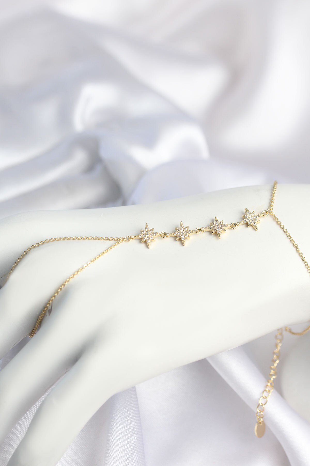 Gold Renk Zirkon Taşlı Sıralı Kutup Yıldızı Model Şahmeran
