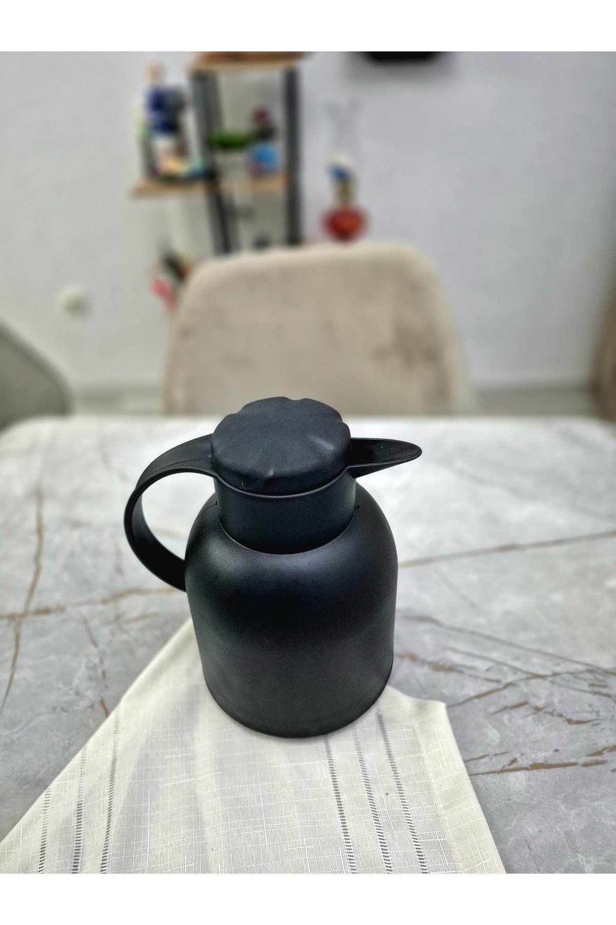 Hatiro 1 LT Siyah Termos – Cam İçli, Isı Yalıtımlı, 12 Saat Sıcak, 24 Saat Soğuk, Çay Termosu