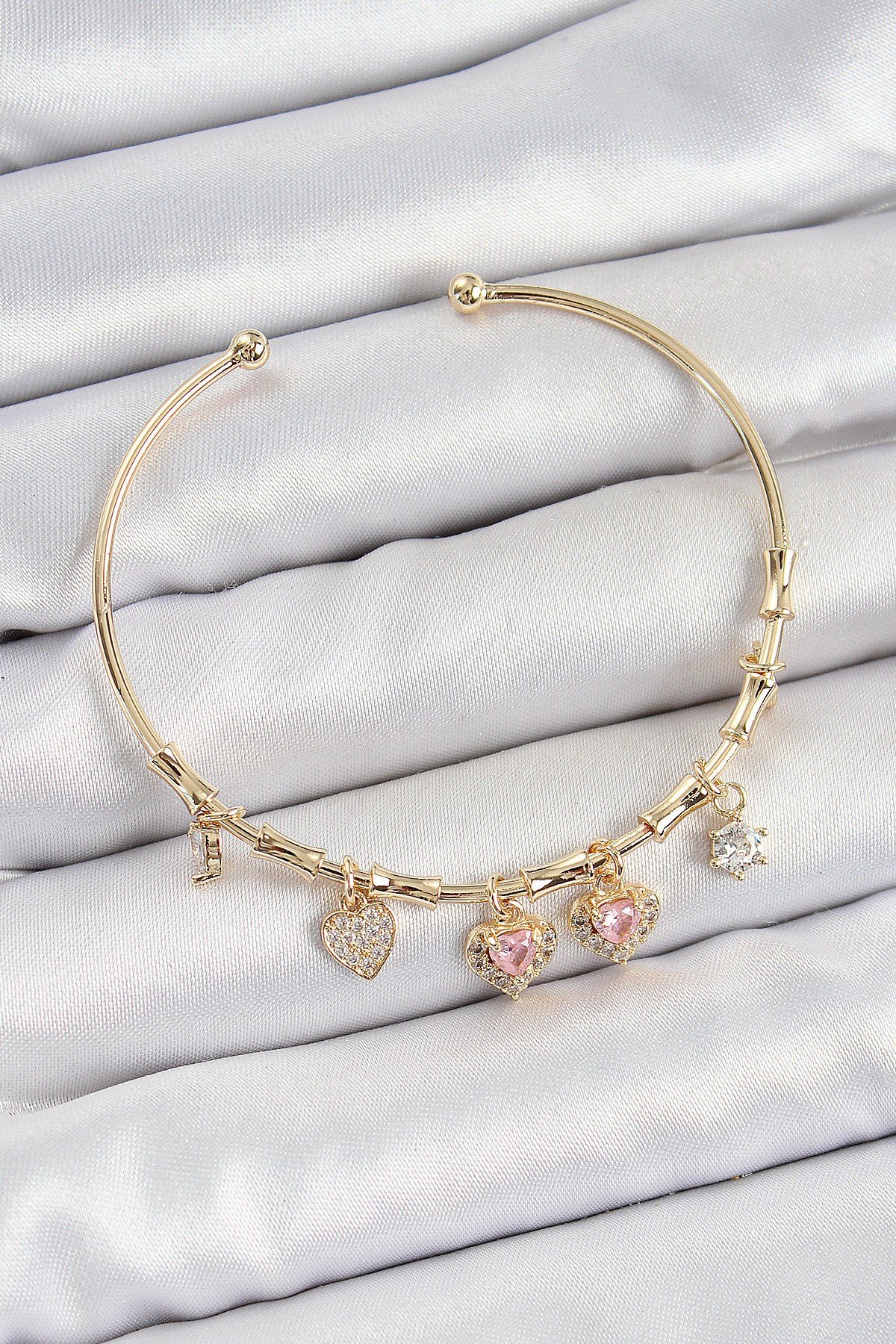 Pirinç Zirkon Taşlı Pembe Kalp Model Gold Renk Charm Bileklik