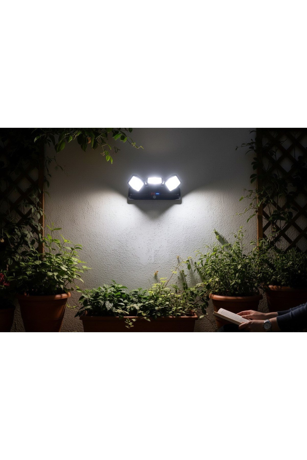 Şarjlı Solar Sensörlü 3 Döner Başlı LED Bahçe Duvar Lambası Güneş Enerji Hareket Sensörlü Aydınlatma