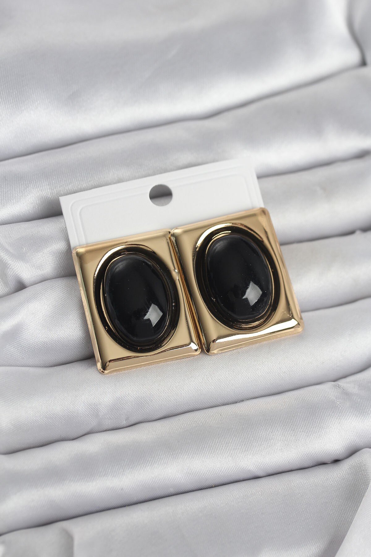 Siyah Kare Model Vintage Gold Renk Kadın Küpe