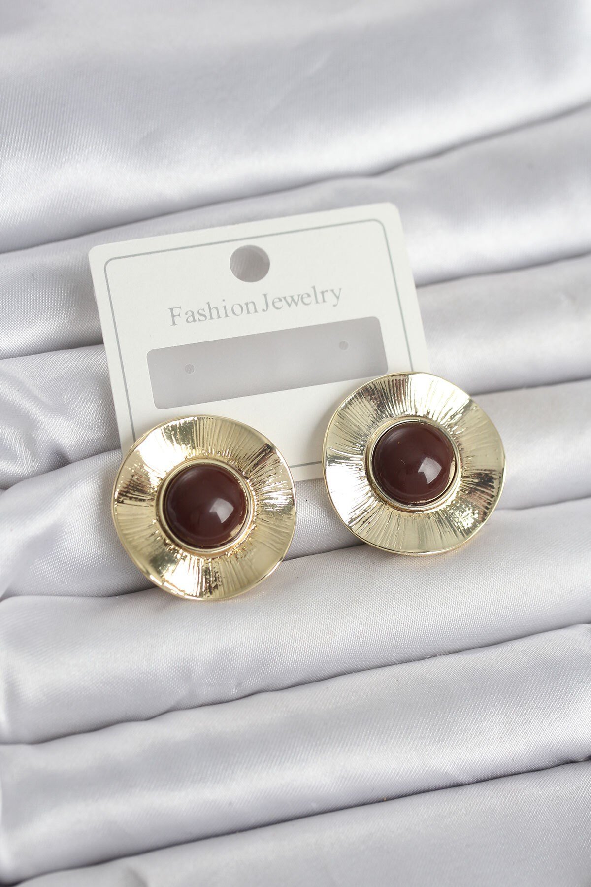 Vintage Model Kahverengi Gold Renk Pirinç Kadın Küpe