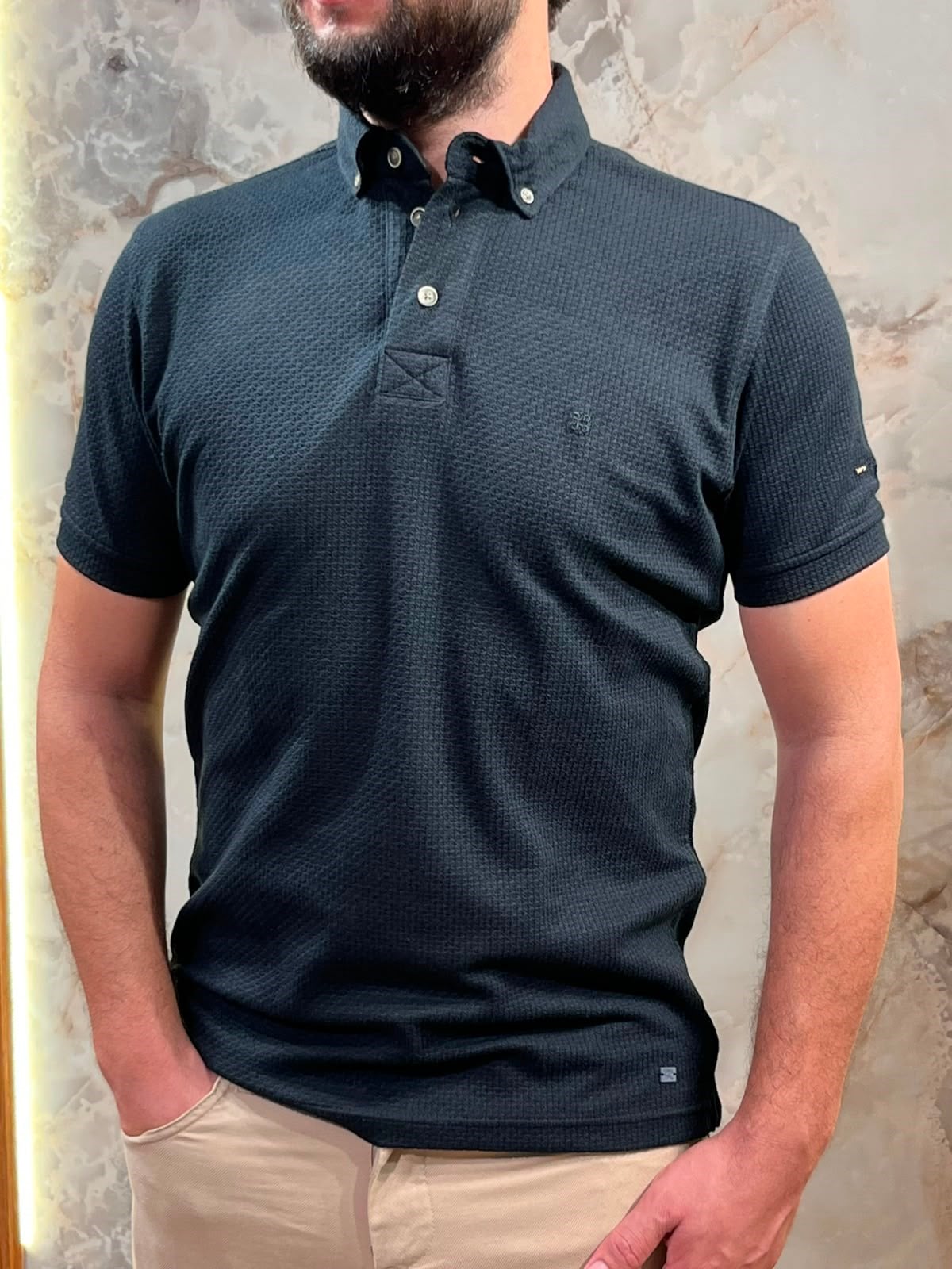 ERKEK DOKULU POLO YAKA TİŞÖRT SLİM FİT KISA KOLLU SİYAH