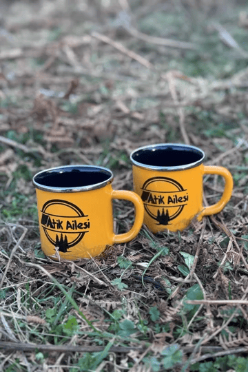 Glampout Atik Ailesi Emaye Kupa Sarı 8 cm