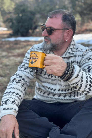 Glampout Atik Ailesi Emaye Kupa Sarı 8 cm