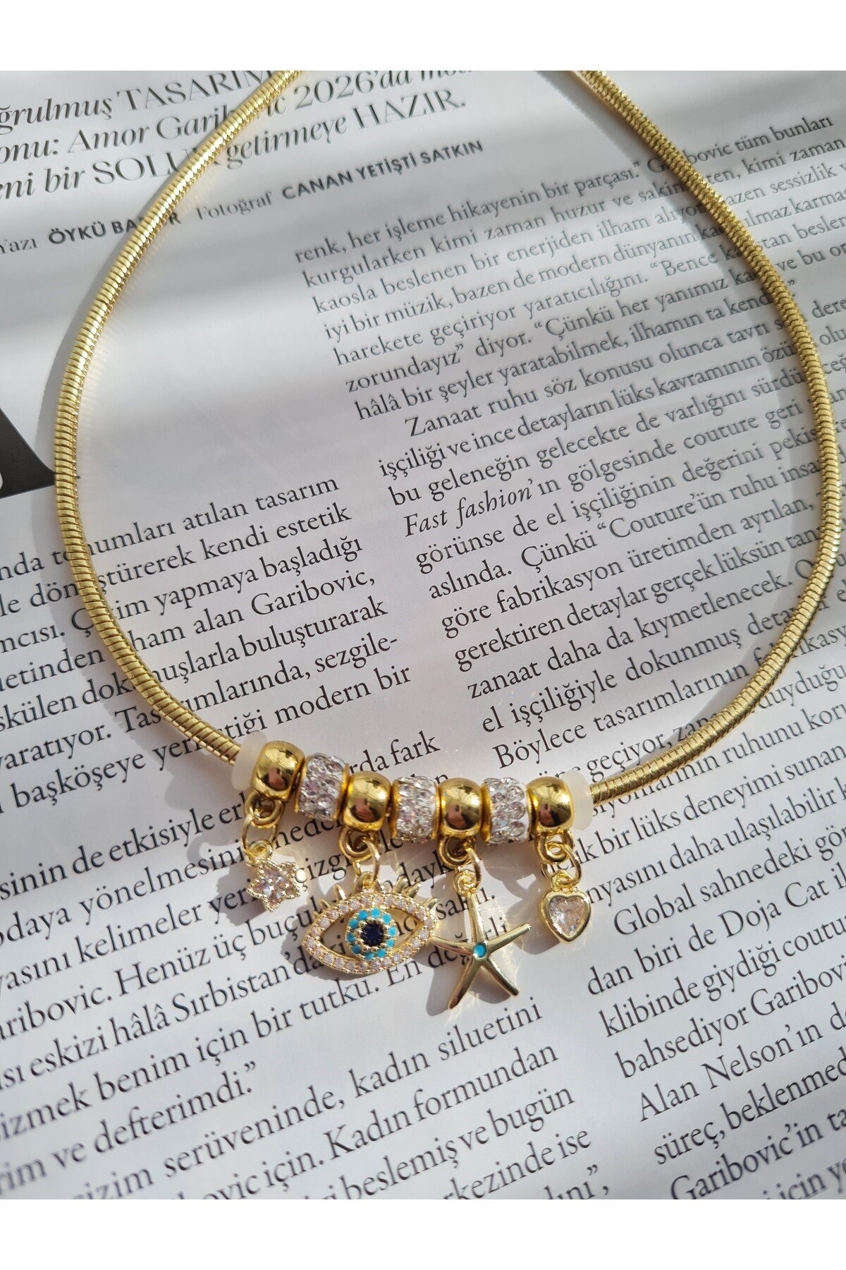 Modern Gold Göz ve Yıldız Charm Detaylı Kolye