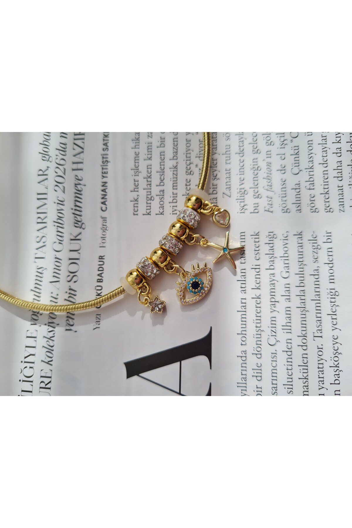Modern Gold Göz ve Yıldız Charm Detaylı Kolye