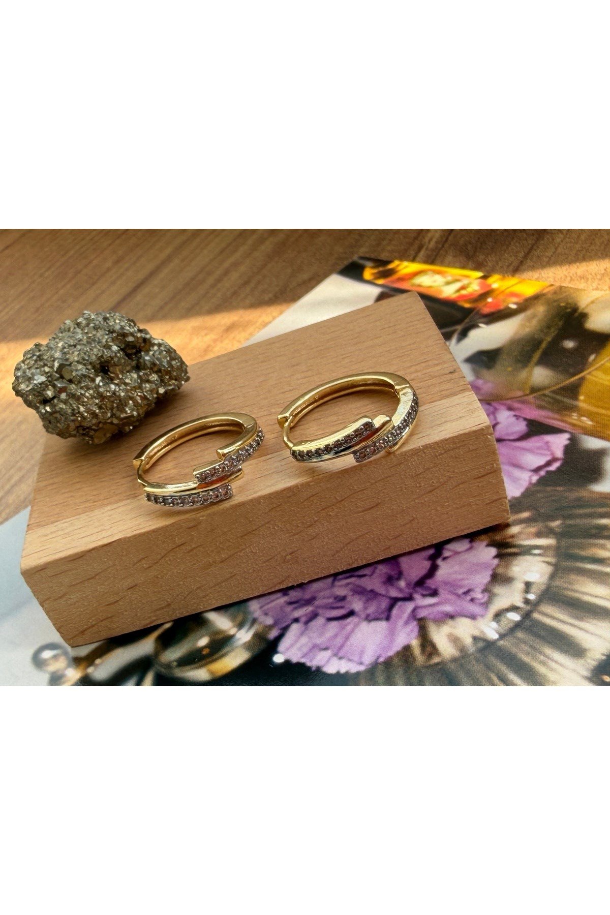 Xuping Gold Çift Sıra Zirkon Taşlı Halka Kadın Küpe