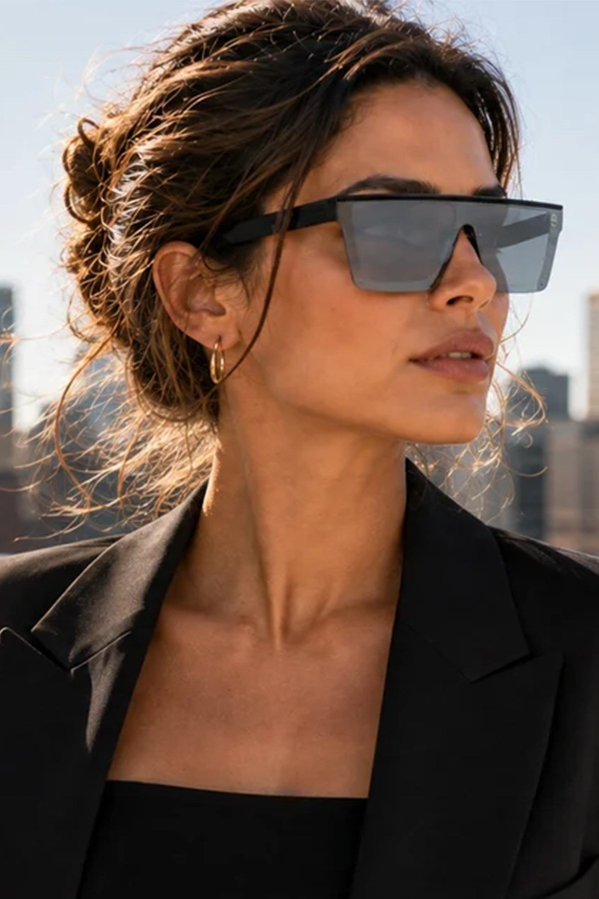 AXIS Unisex Shield Güneş Gözlüğü – Gümüş Aynalı Lens ve Siyah Çerçeve 04