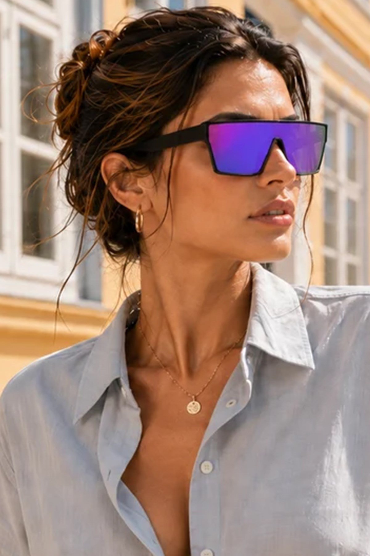 SPECTRA Unisex Oversize Shield Güneş Gözlüğü – Mor Aynalı Lens ve Siyah Çerçeve