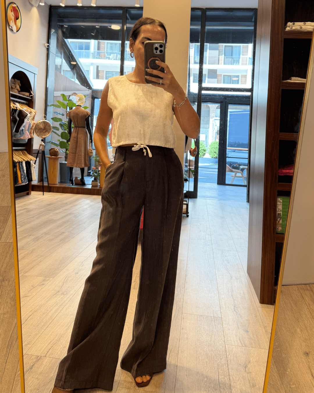 25YBLZ00468 QUZU BONCUK DETAYLI BLUZ