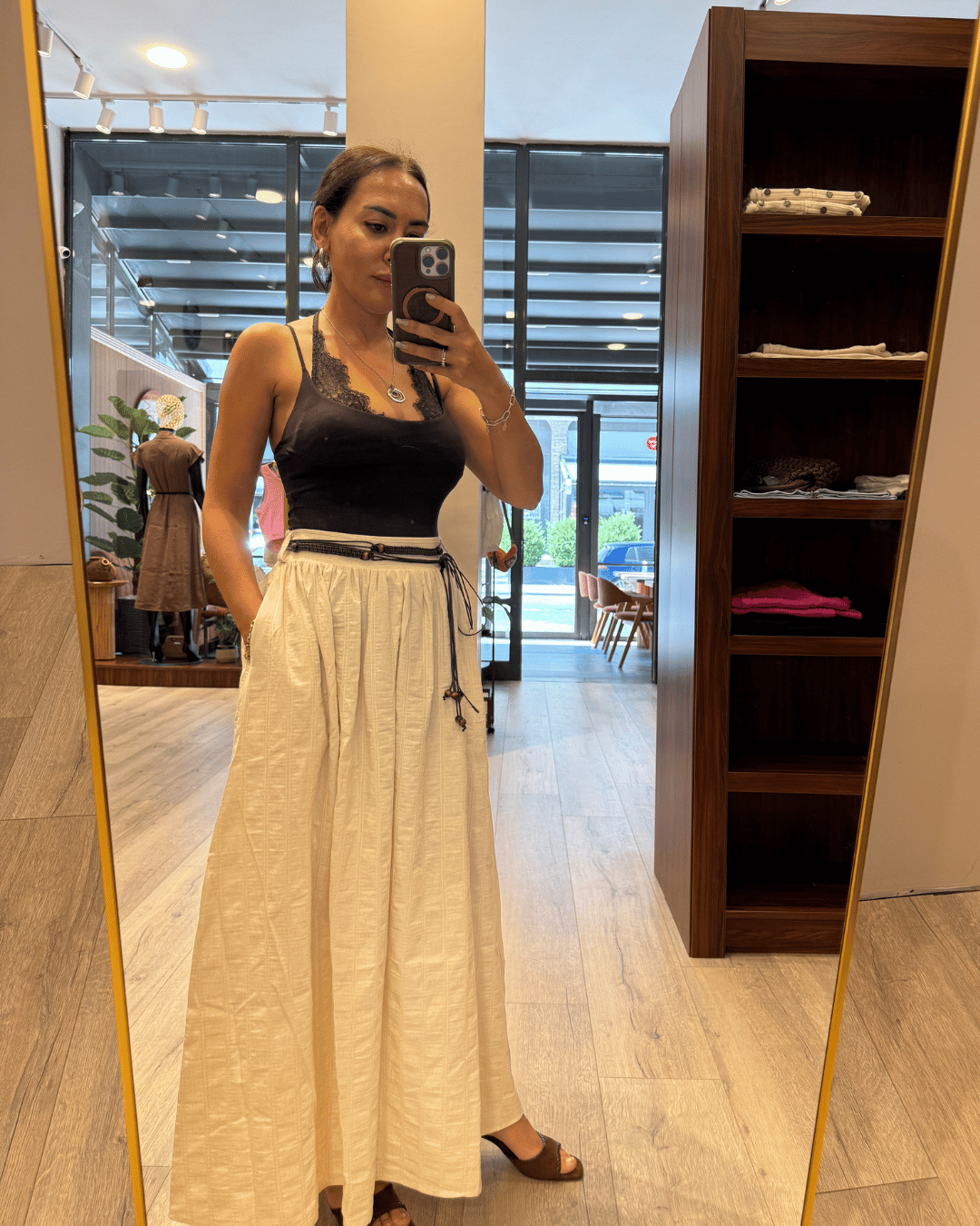 26YEK02149 QUZU VOLANLI MİDİ ETEK