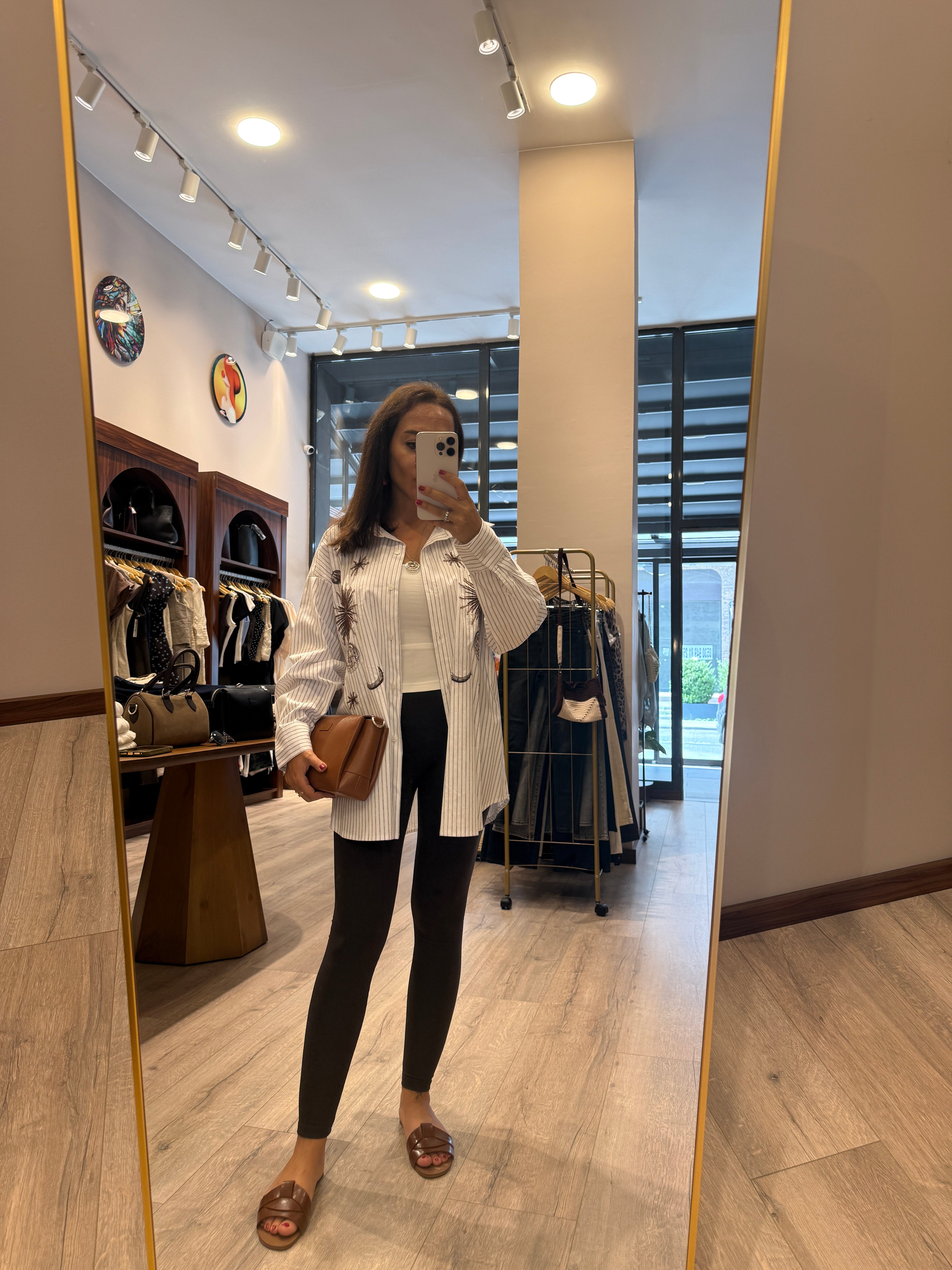 İşlemeli Oversize Uzun Kollu Gömlek