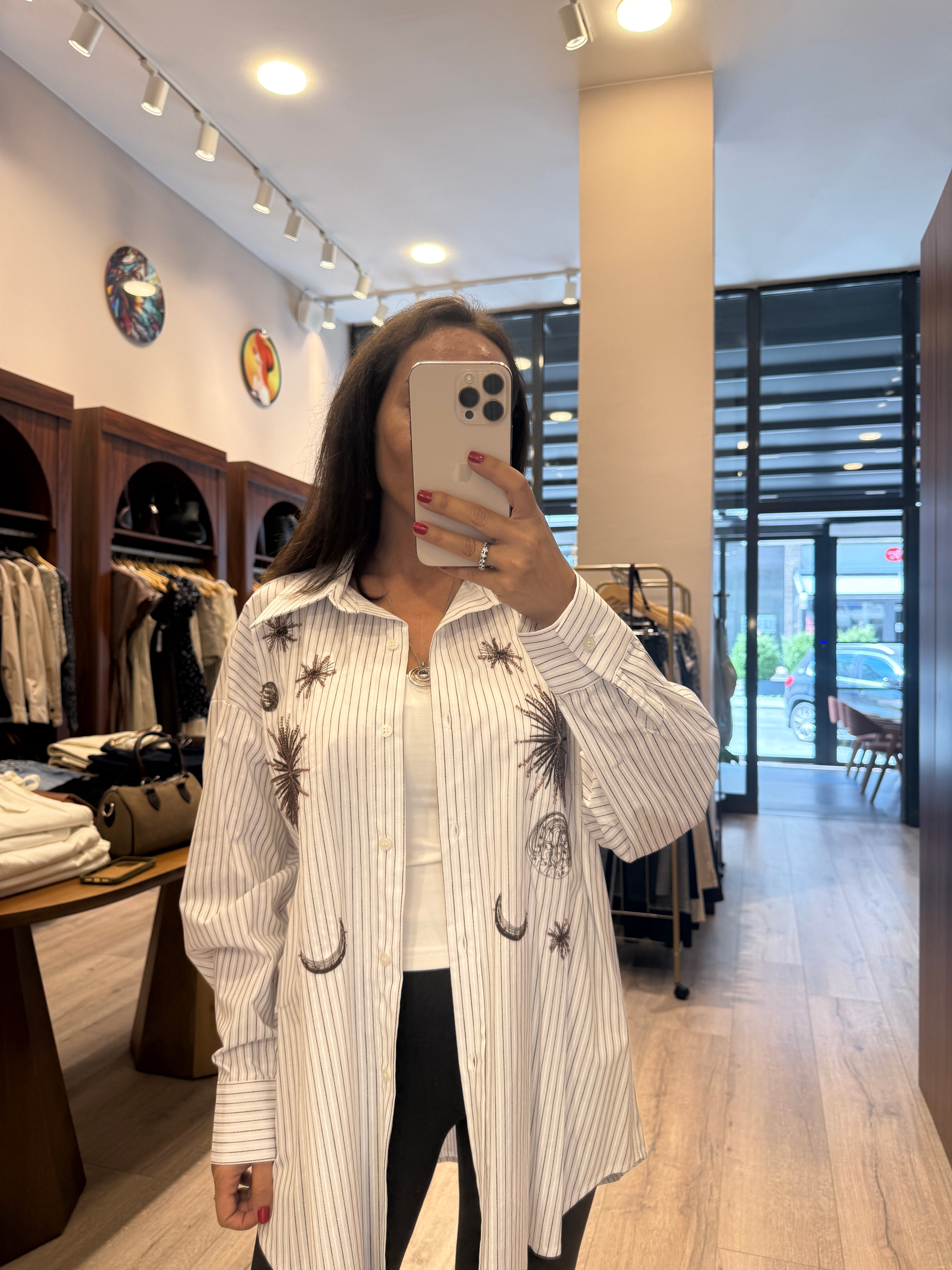 İşlemeli Oversize Uzun Kollu Gömlek