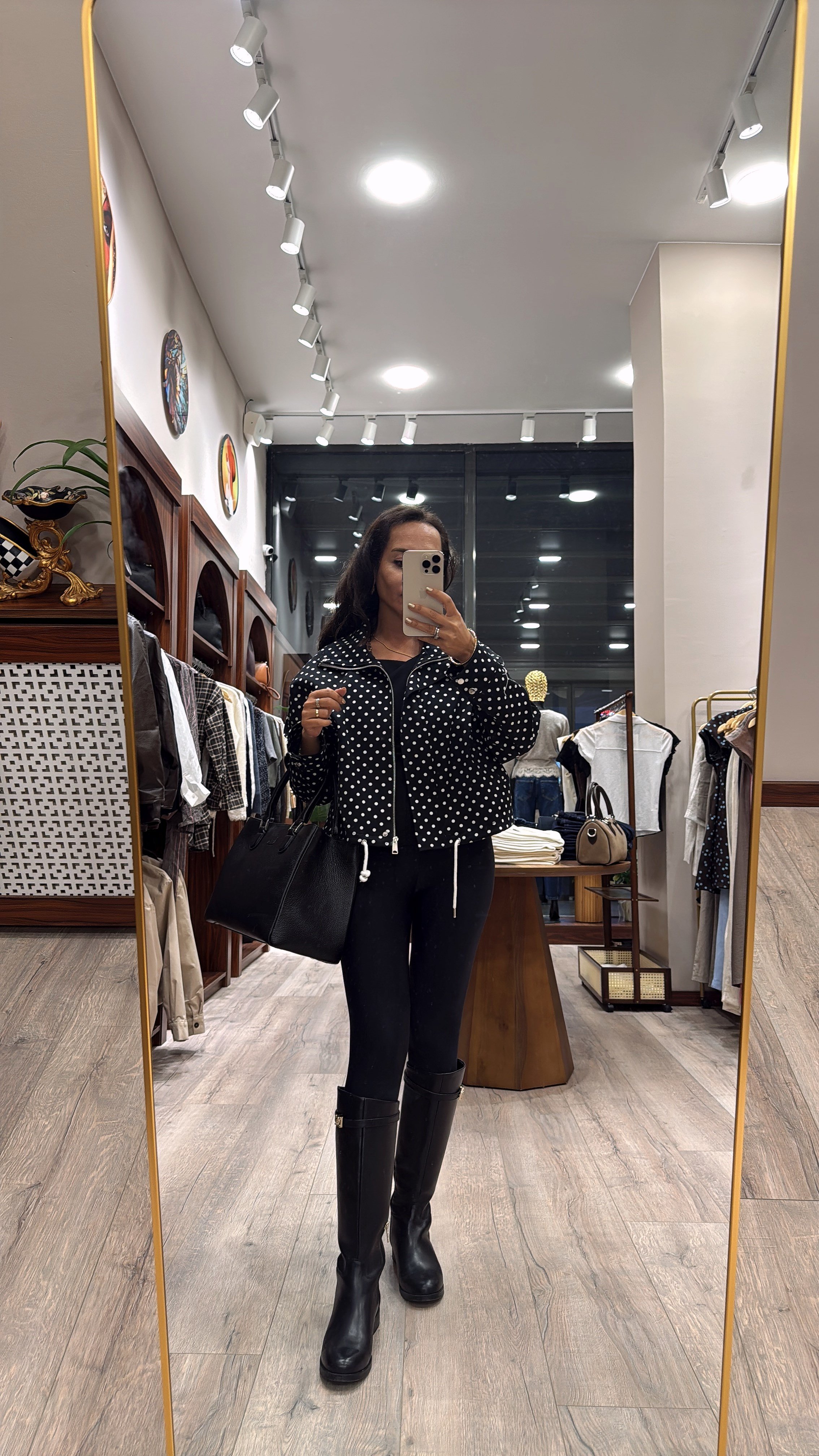 Puantiyeli Kısa Ceket