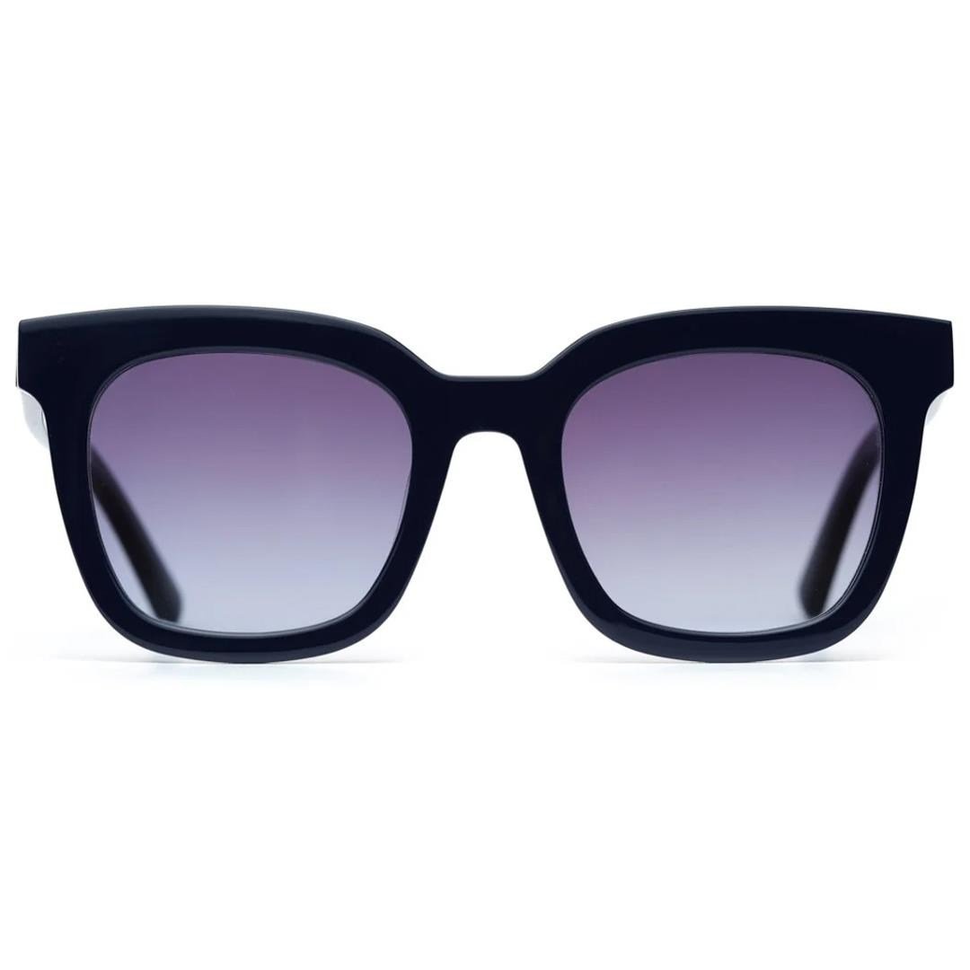 VANITY EFFECT FIONAH NAVY