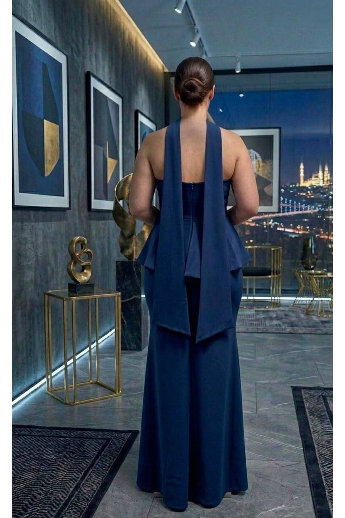 Novera Lacivert Büyük Beden Straplez Yaka Taş İşlemeli Peplum Abiye - Nikah ve Nişan Elbisesi