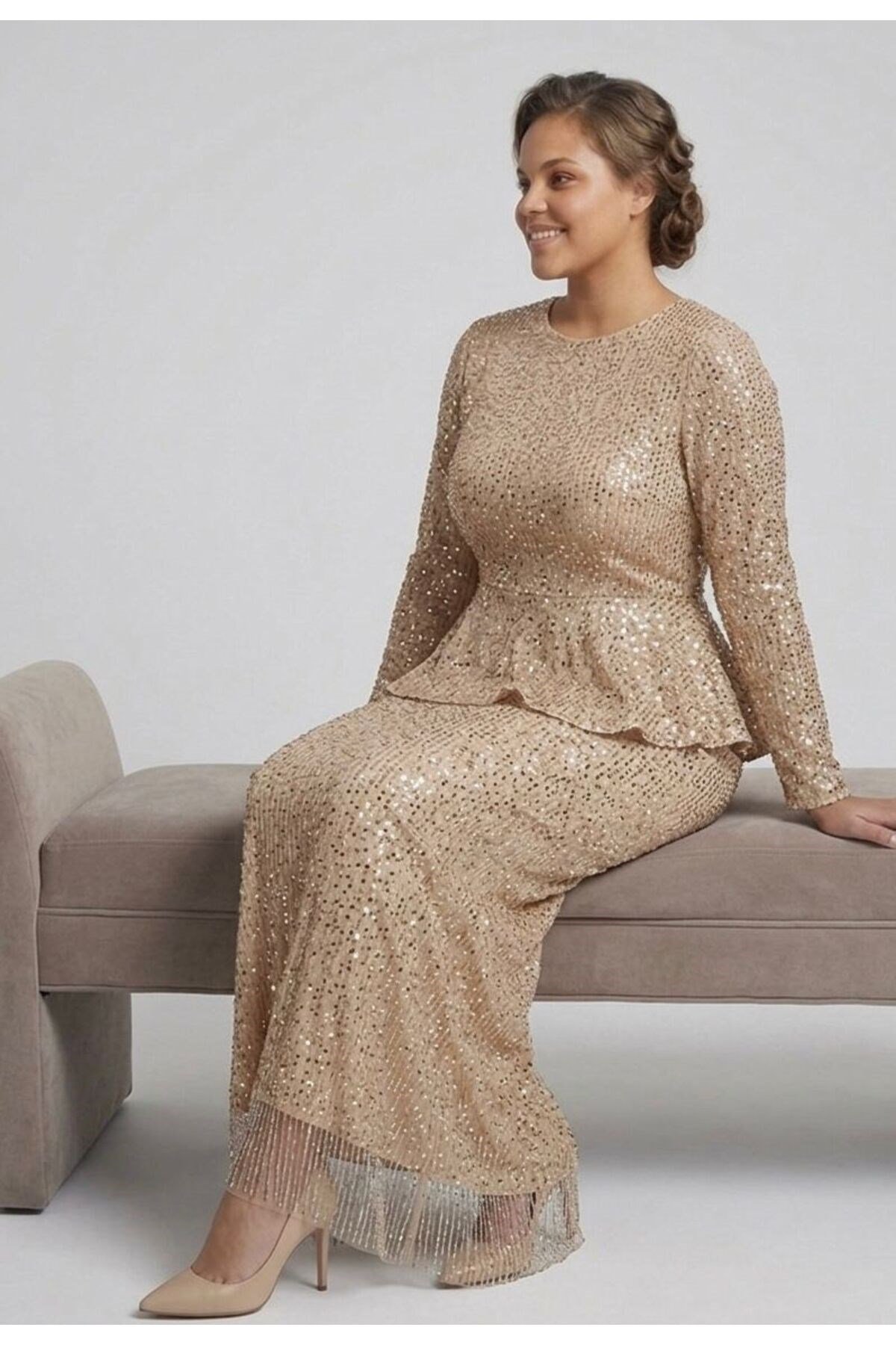 Noveradress Işıltılı Kesme Boncuk Payet Kumaş Zarif Peplum Tesettür Abiye - Gold/Siyah/Lacivert
