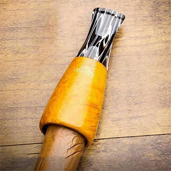 Lubinski 4 Boy Kullanım Briar Puro Ağızlığı 9mm Filtreli Big Smooth (38-57 Ring)