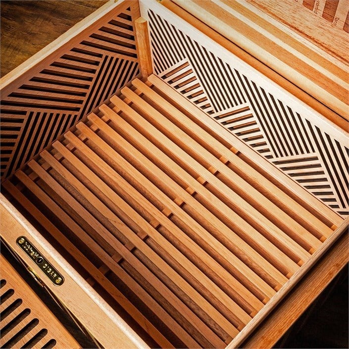 Lubinski Limited Edt. King Edward Özel Seri Puro Kutusu Humidor 150s