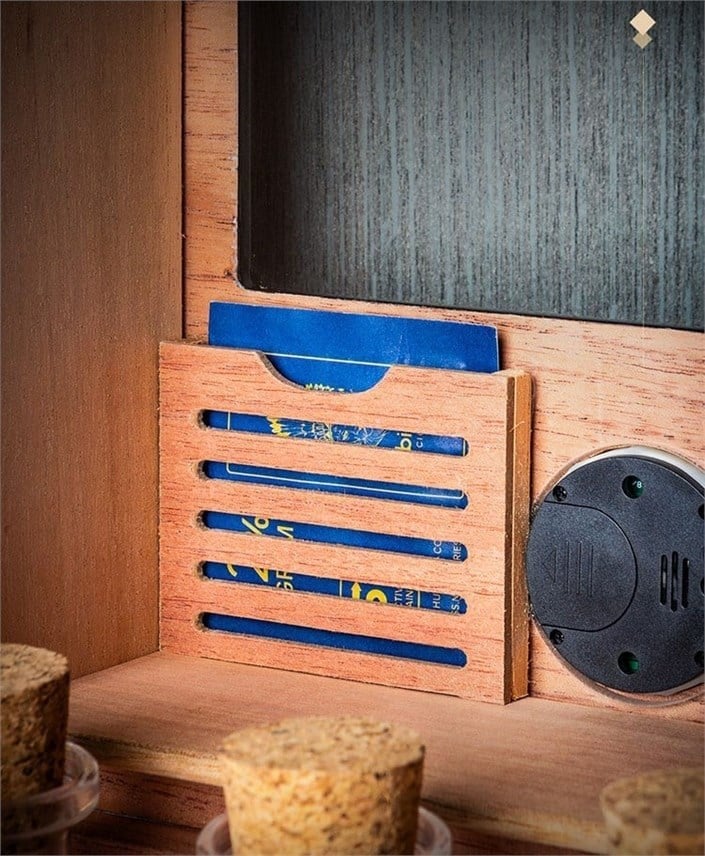 Lubinski Özel Seri Puro Aromalandırıcı Camlı Işıklı Humidor Puro Kutusu 140's