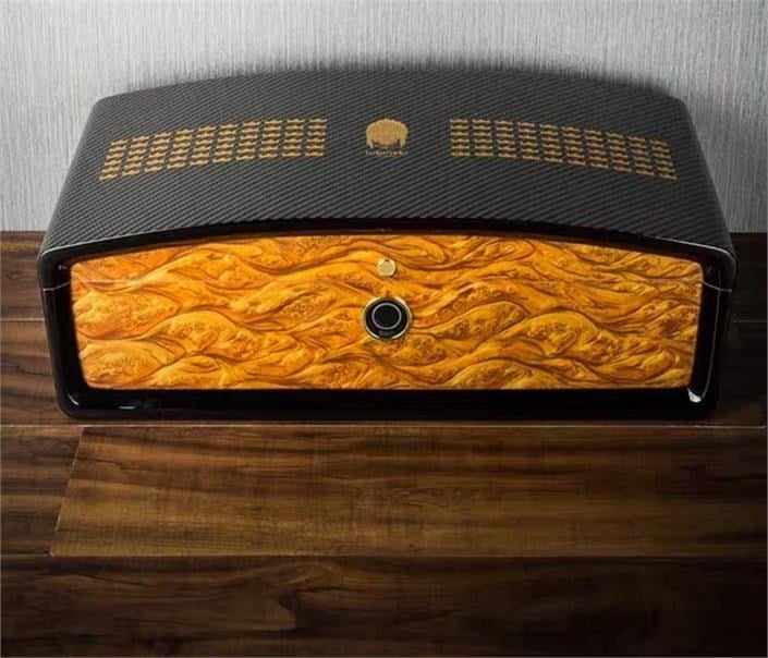 Lubinski Special Edt. Carbonfiber Parmakizi Humidor Puro Kutusu 80's