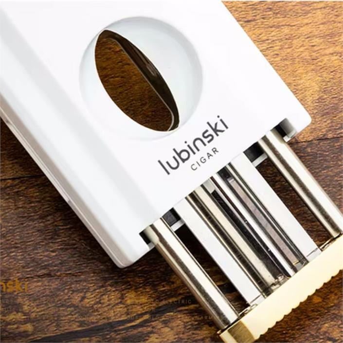 Lubinski Yeni Seri Dahili V-Cutter Delicili ve İğneli Çift Torch Puro Çakmağı White