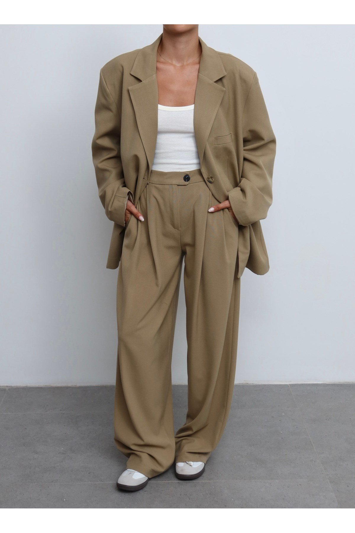 Kadın Camel Çift Düğme Detaylı Ekstra Oversize Blazer Ceket