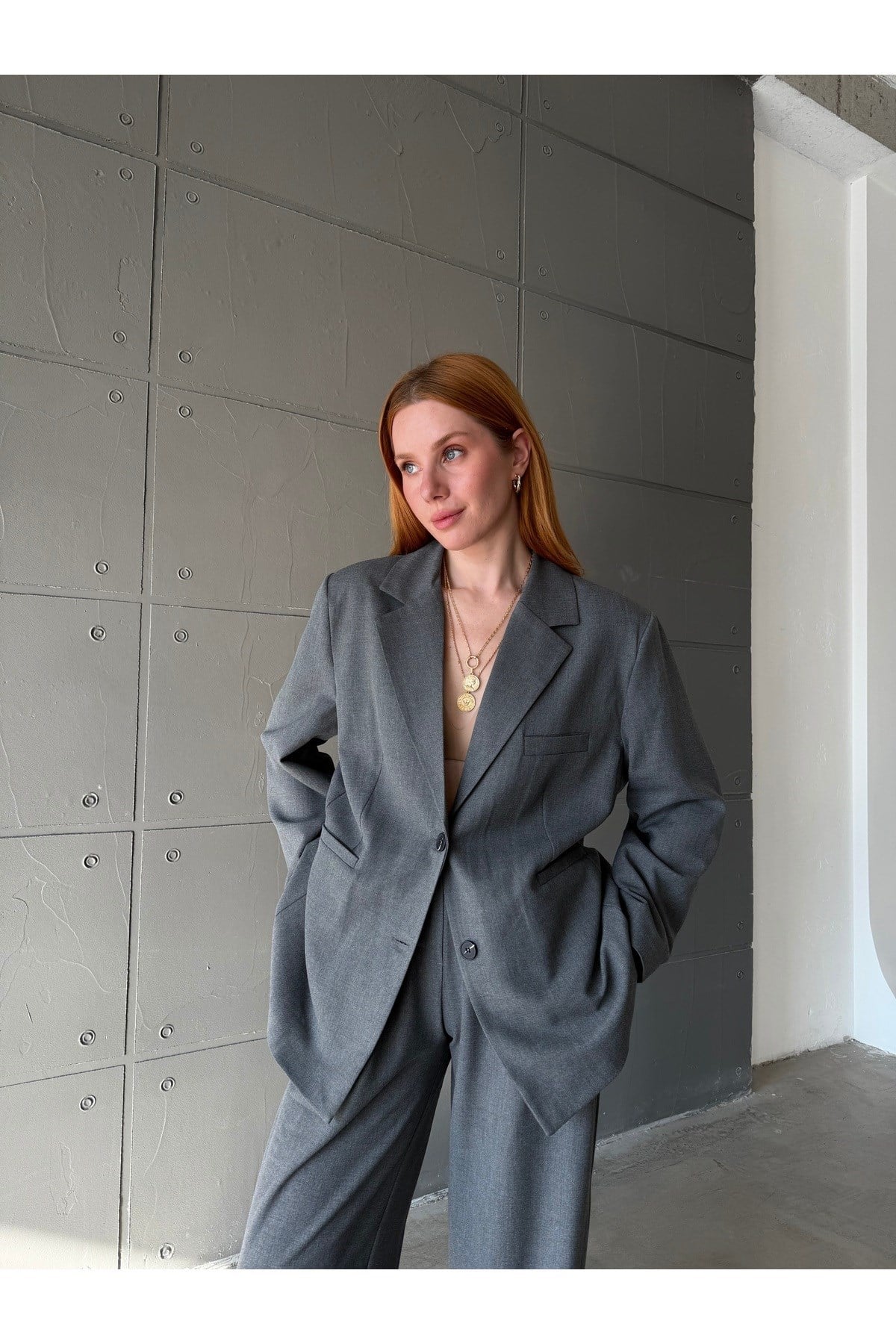 Kadın Gri Çift Düğme Detaylı Ekstra Oversize Blazer Ceket