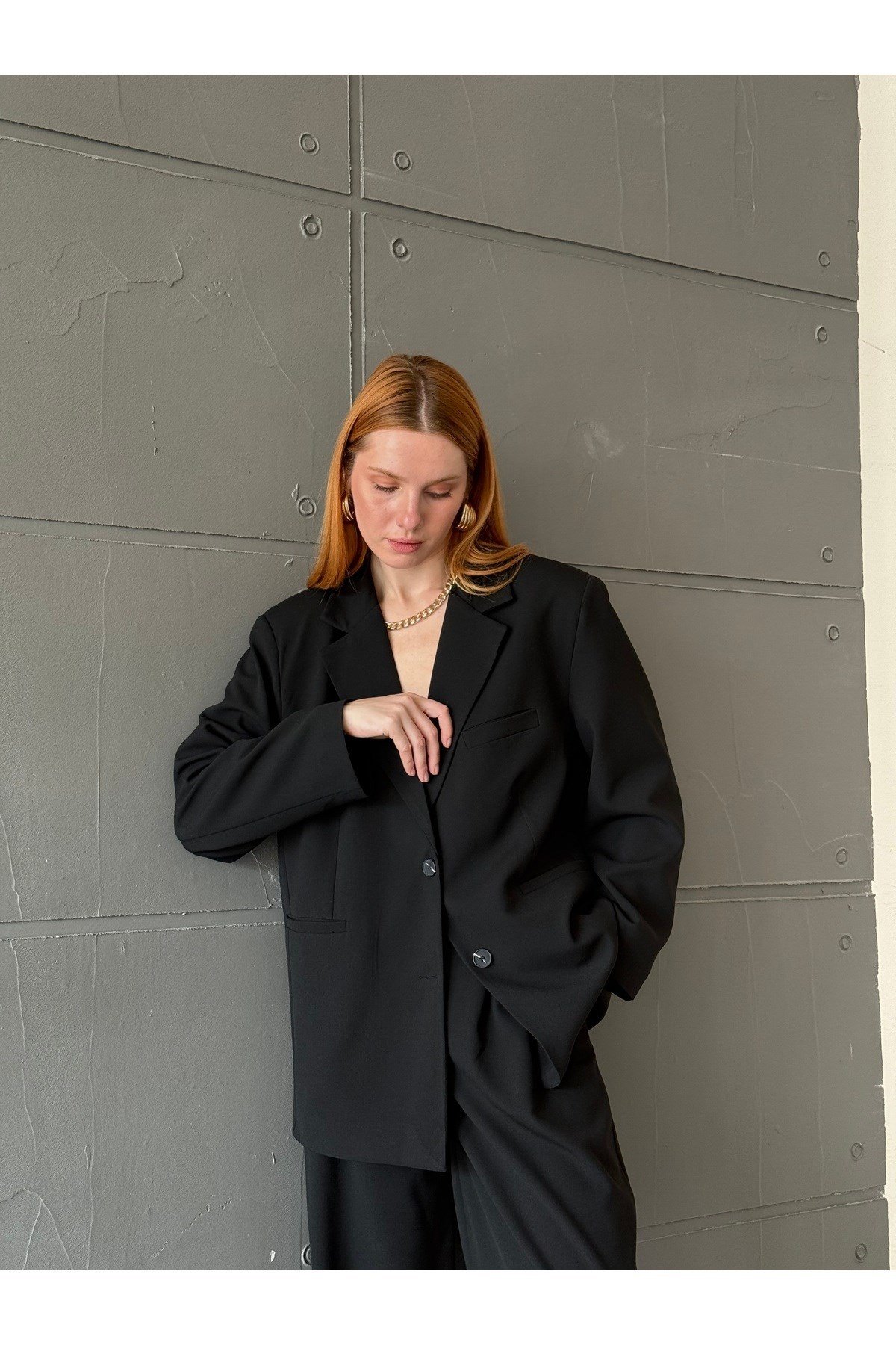 Kadın Siyah Çift Düğme Detaylı Ekstra Oversize Blazer Ceket