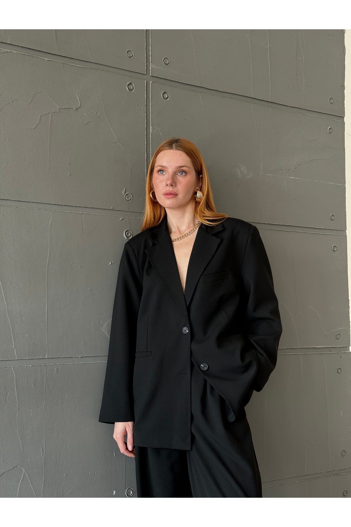 Kadın Siyah Çift Düğme Detaylı Ekstra Oversize Blazer Ceket