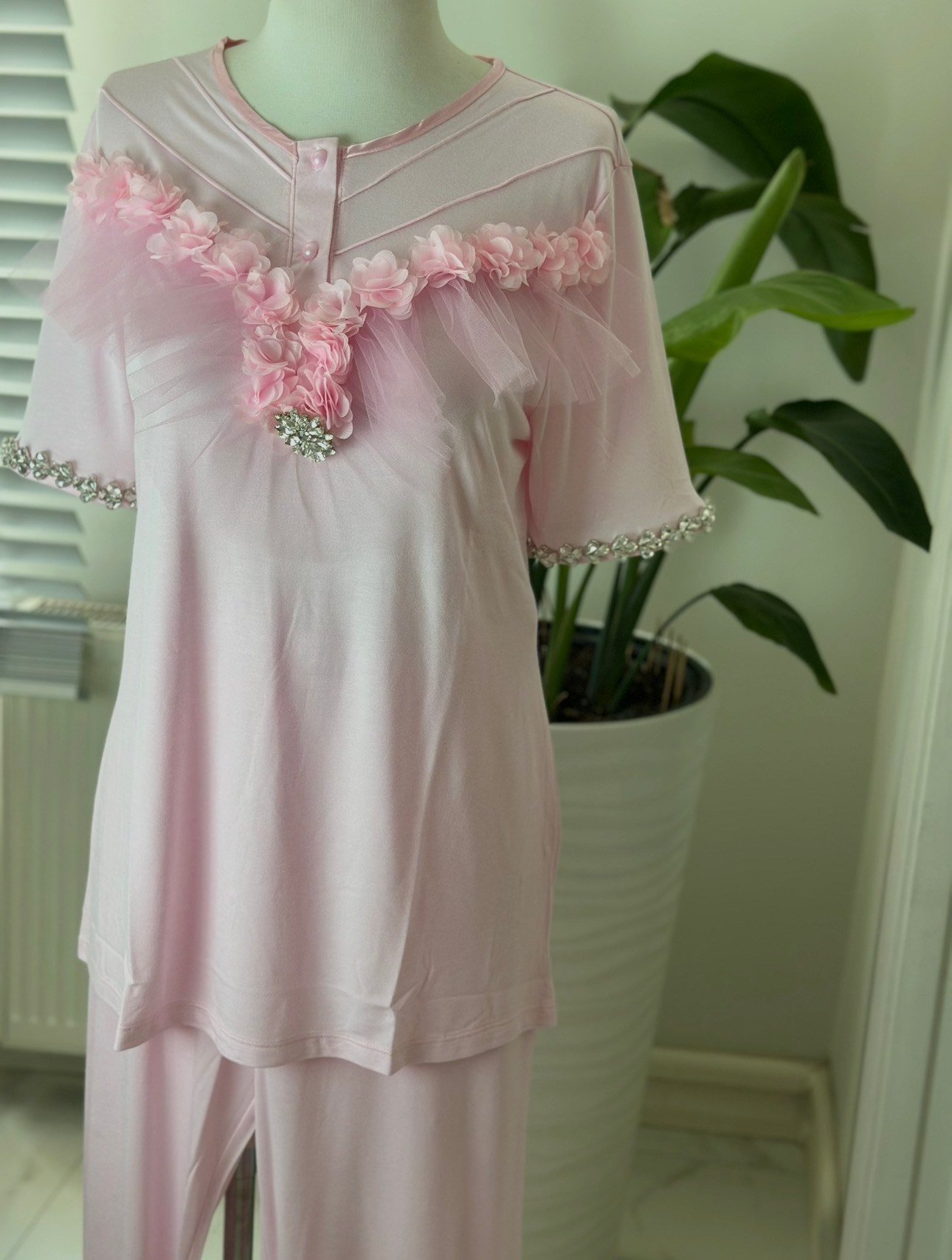 Pembe Çiçekli Lohusa Sabahlık ve Pijama Takımı