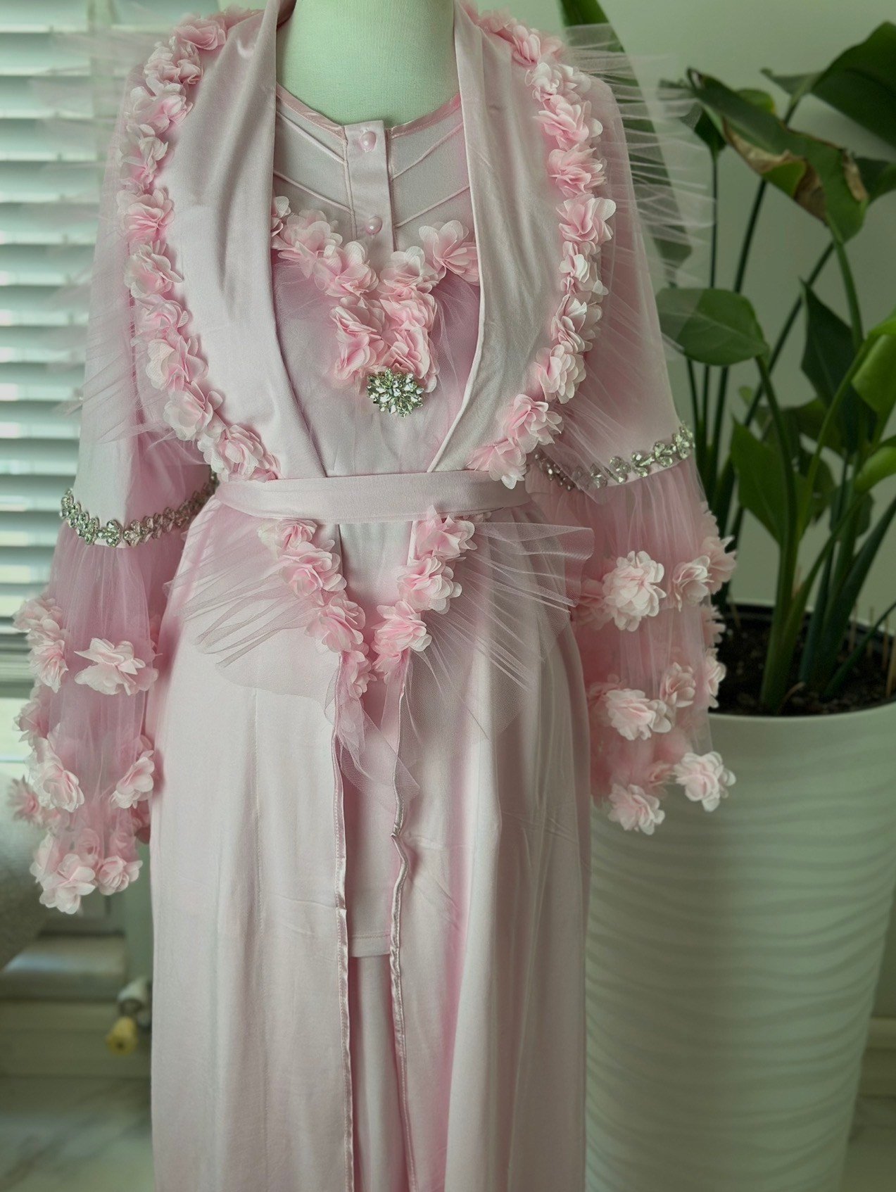 Pembe Çiçekli Lohusa Sabahlık ve Pijama Takımı