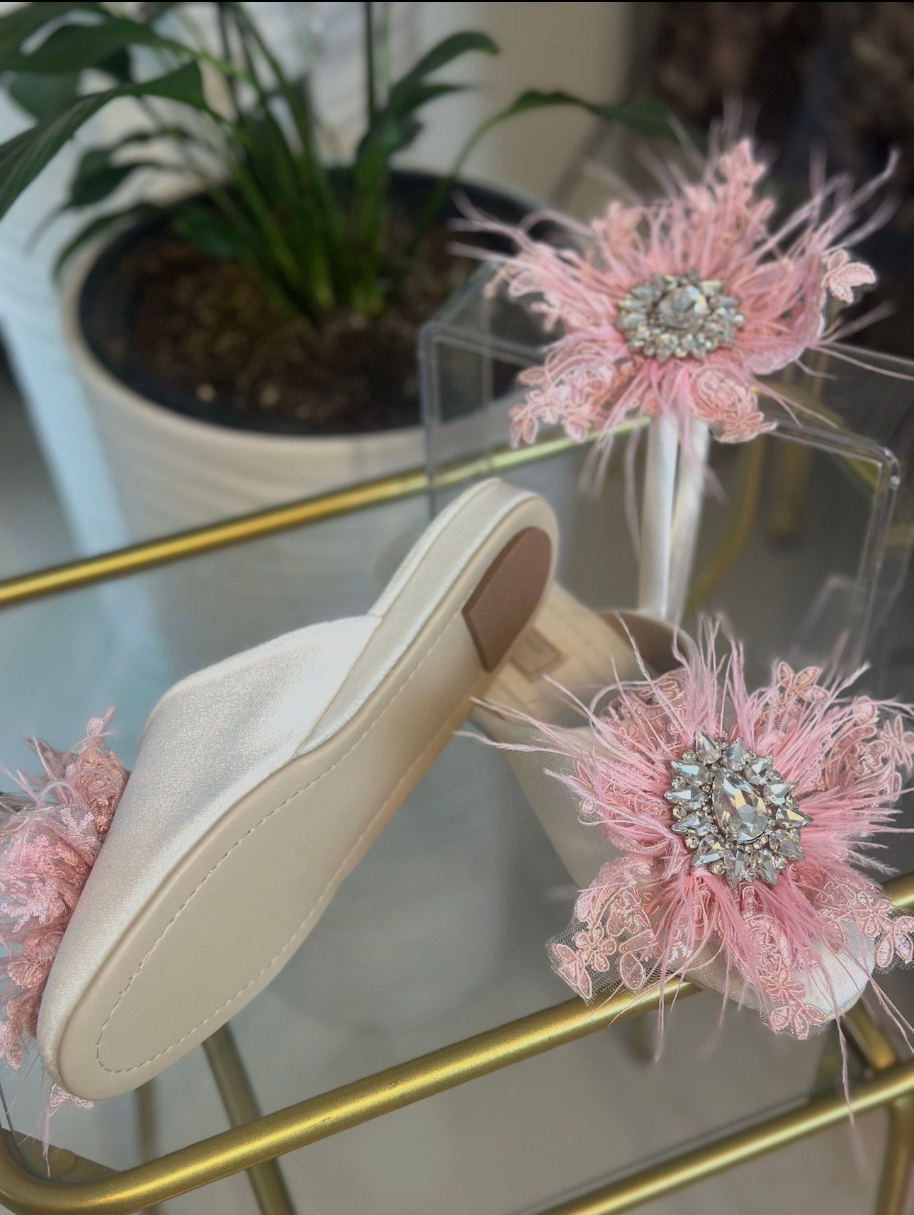 Pembe Dantelli Premium Terlik taç