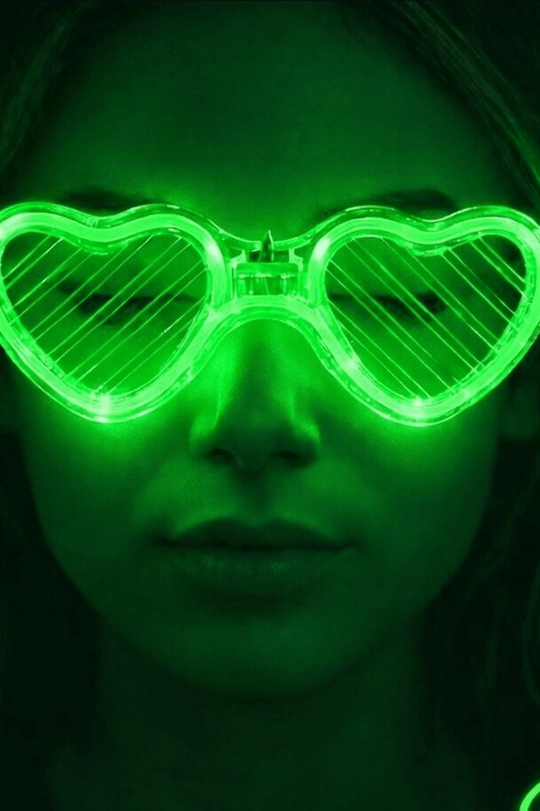 3 Modlu Yeşil Led Işıklı Kalp Gözlük - 1 Adet Parti Aksesuarı Glow Gece BX-313760