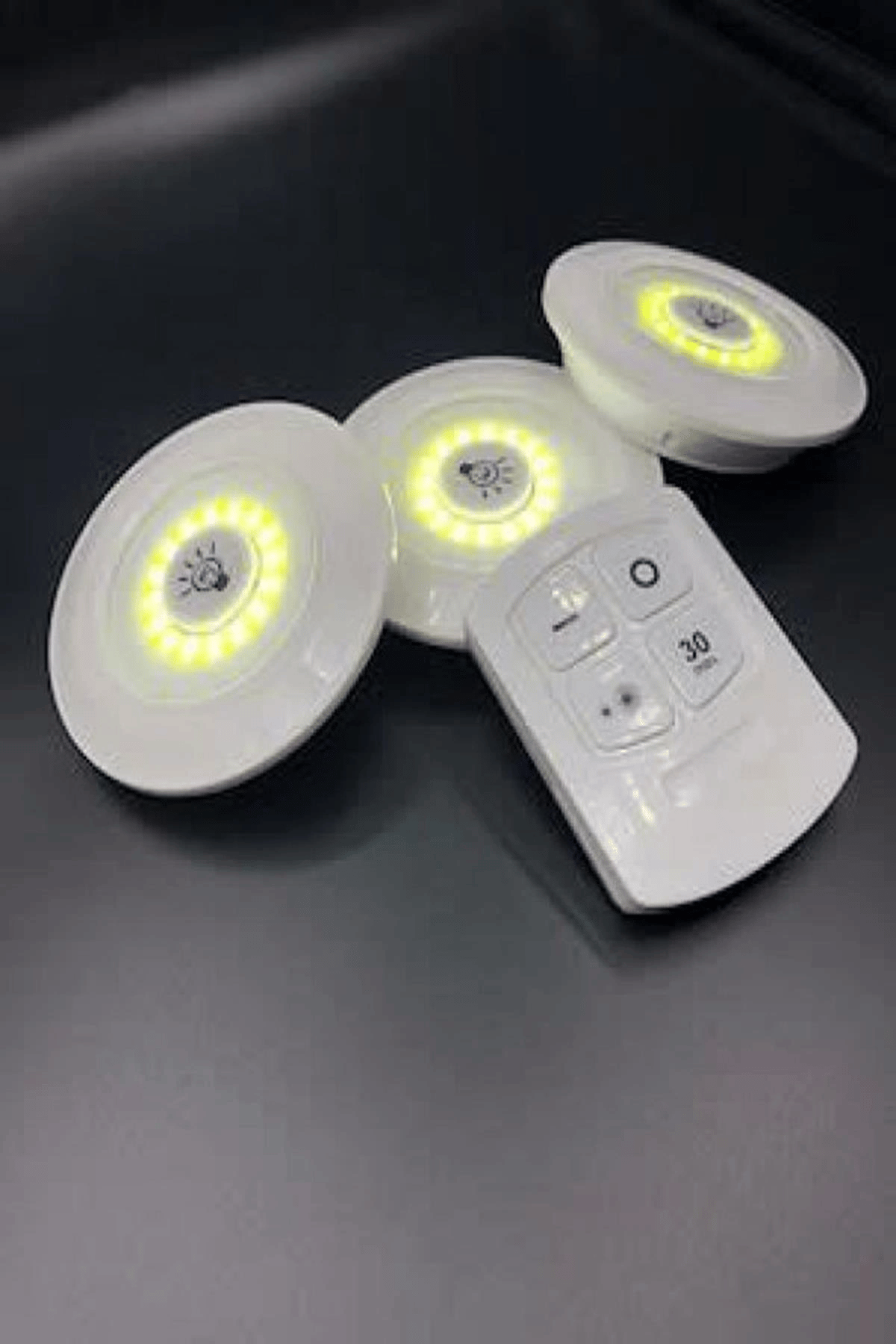 3lü Uzaktan Kumandalı Yapışkanlı Kablosuz Led Spot Lambalar Bx40