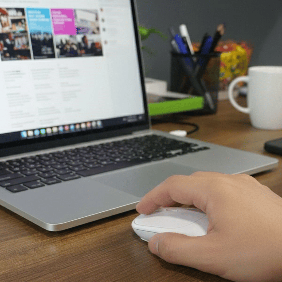 Beyaz Renkli Ergonomik Sessiz Kablosuz Mouse – USB Alıcılı, Ofis ve Oyun İçin Konforlu Bilgisayar Faresi MS6310