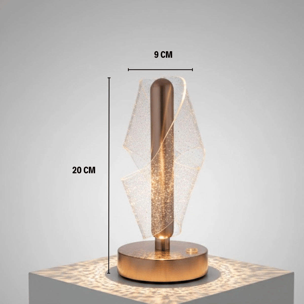 Çapraz Kavisli Ters Kristal Simli Led Masa Lambası – Gold Gövdeli, Dokunmatik, 3 Kademe Işık Ayarlı Şarjlı Dekoratif Lamba Bx40