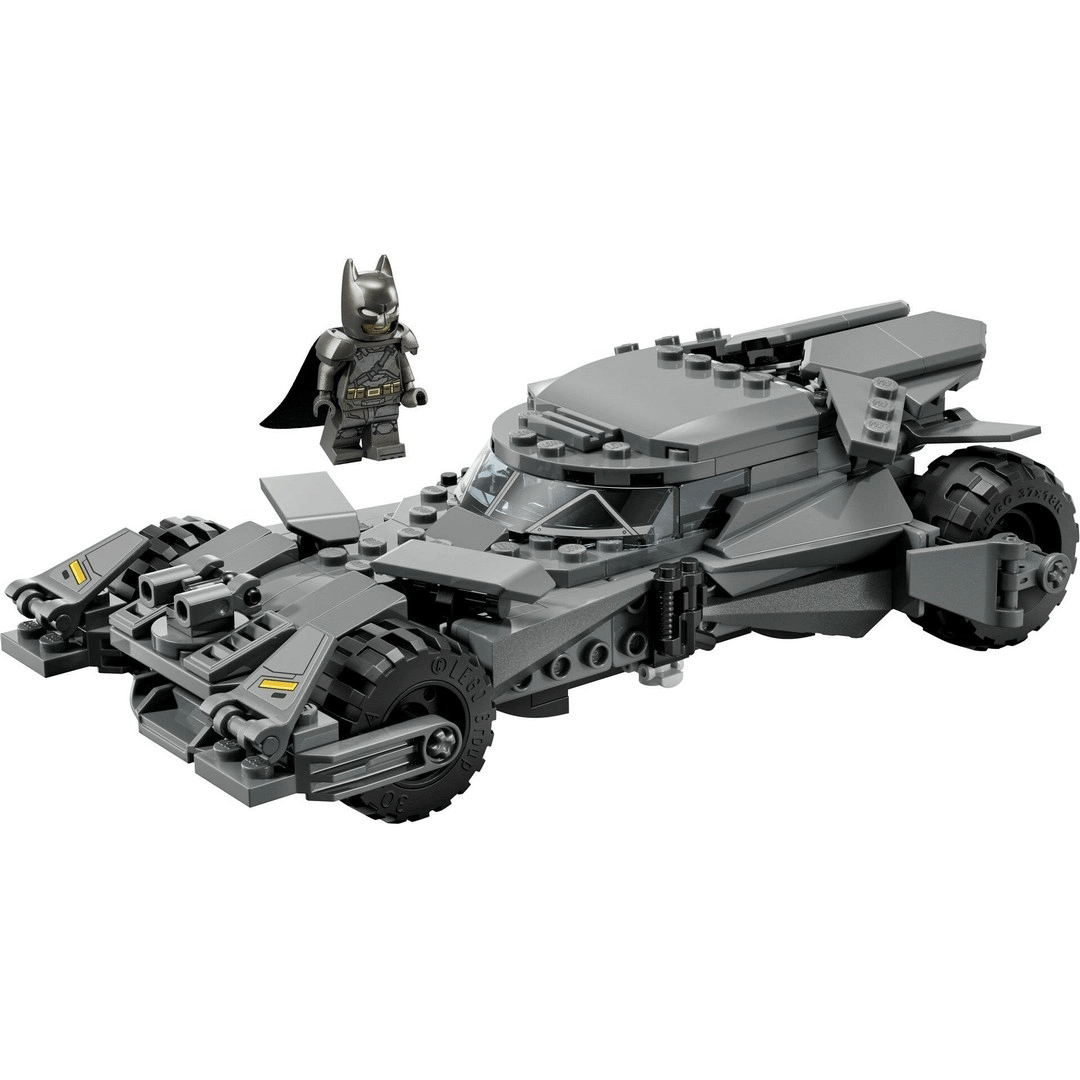 DC Batman Batman ve Superman Batmobile 76331