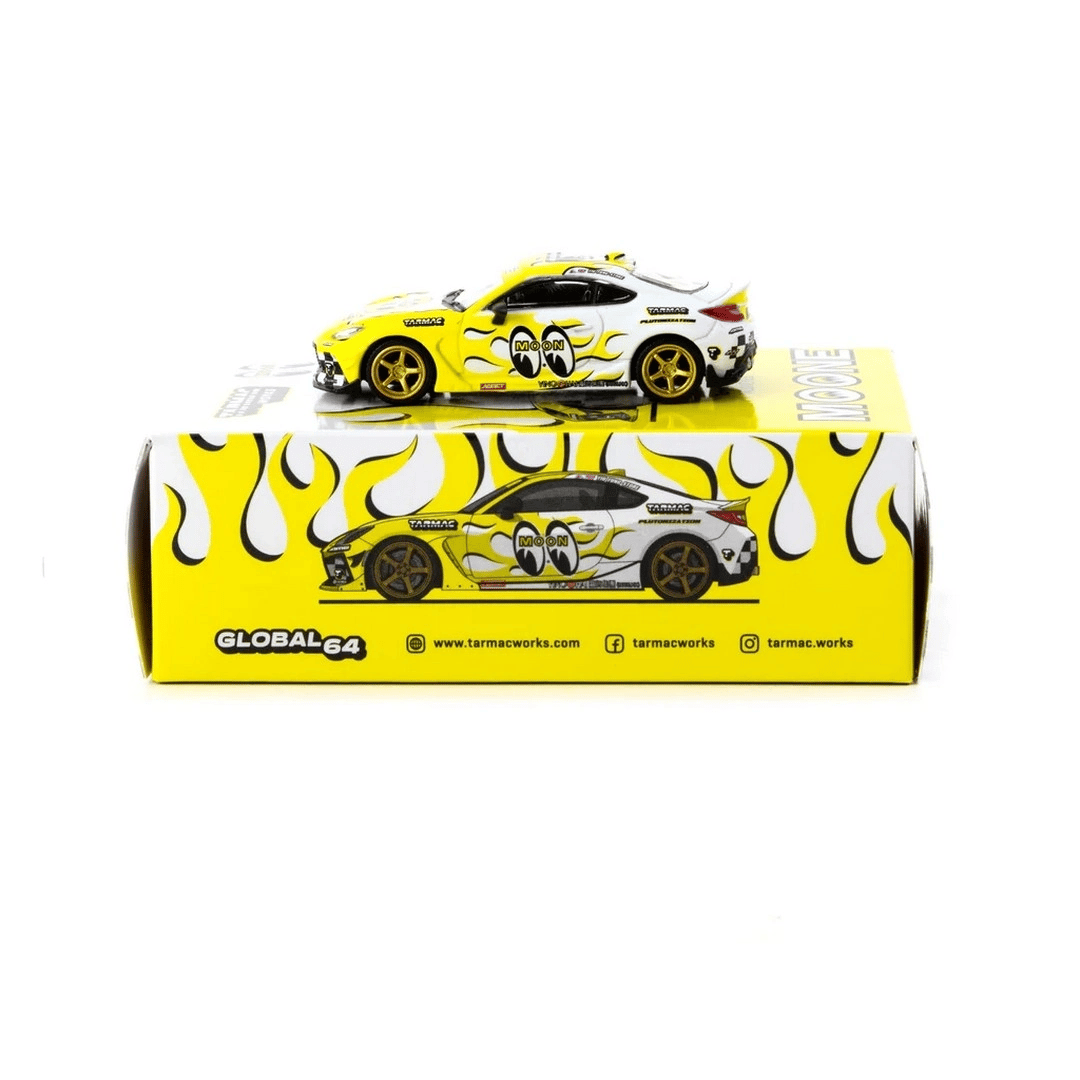 Eco Lounge 1/64 Toyota GR86 MOONEYES