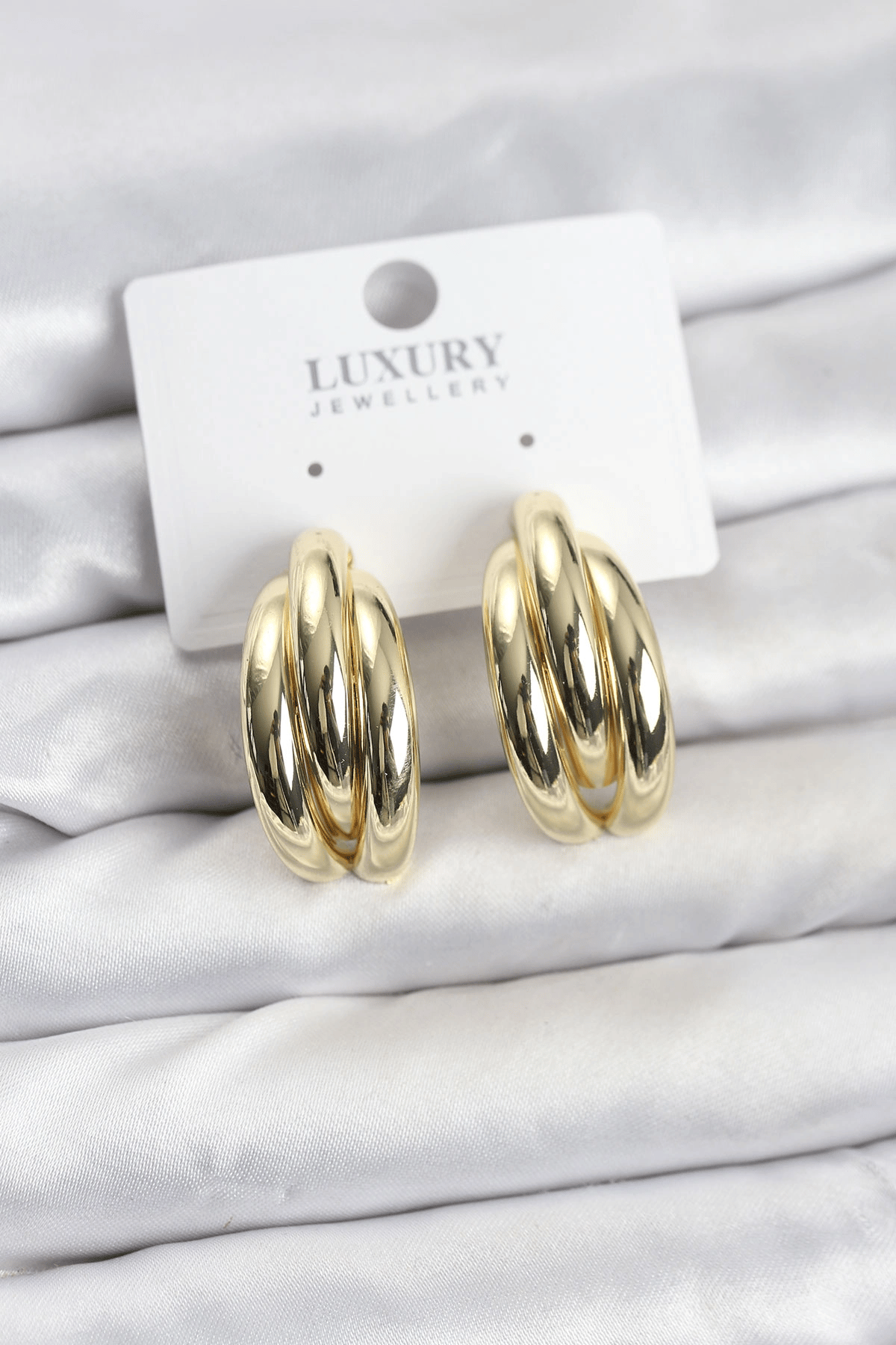 Gold Renk Pirinç Yarım Halka Model Kadın Küpe