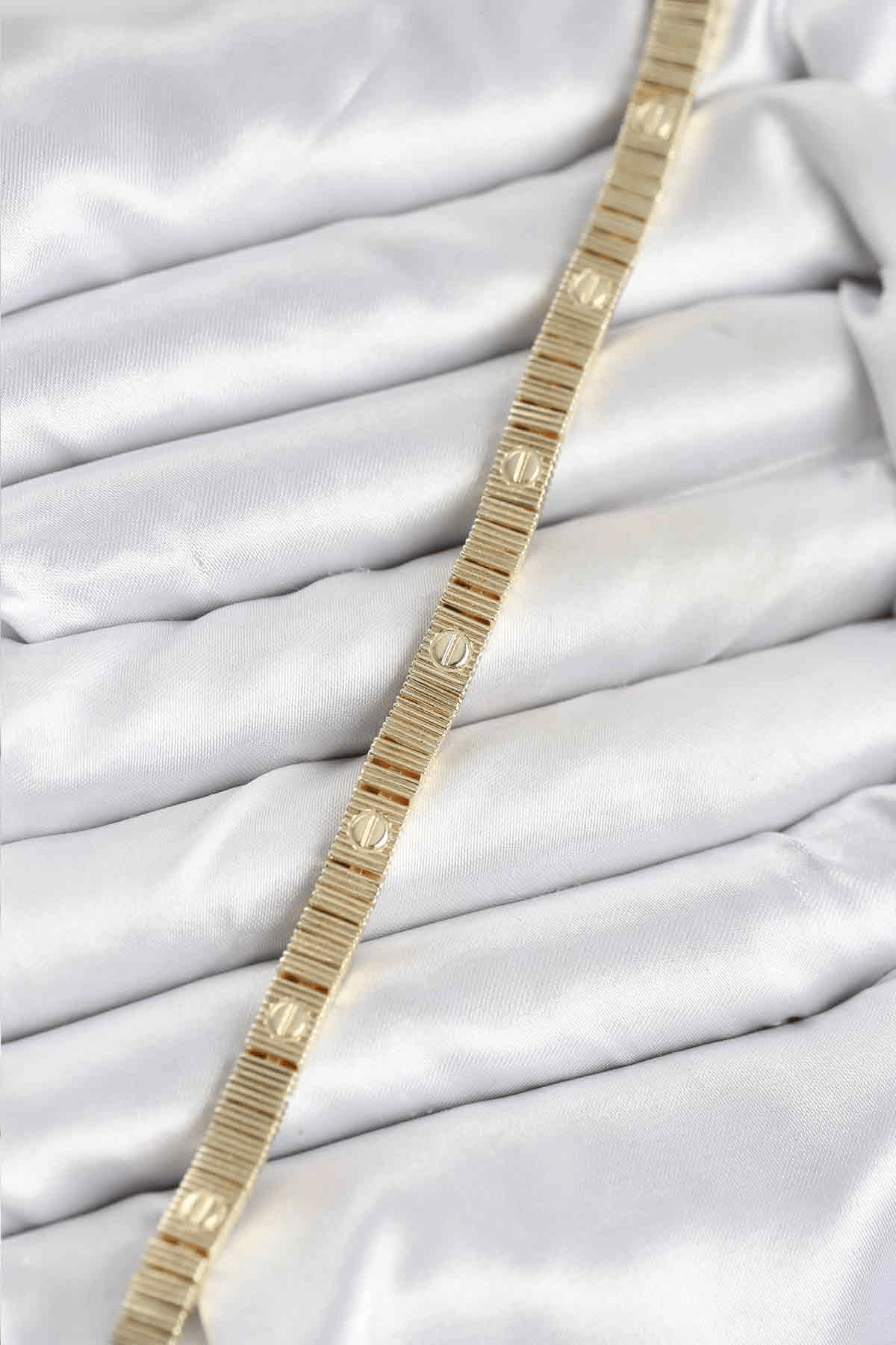 Gold Renk Vip Seri Bileklik
