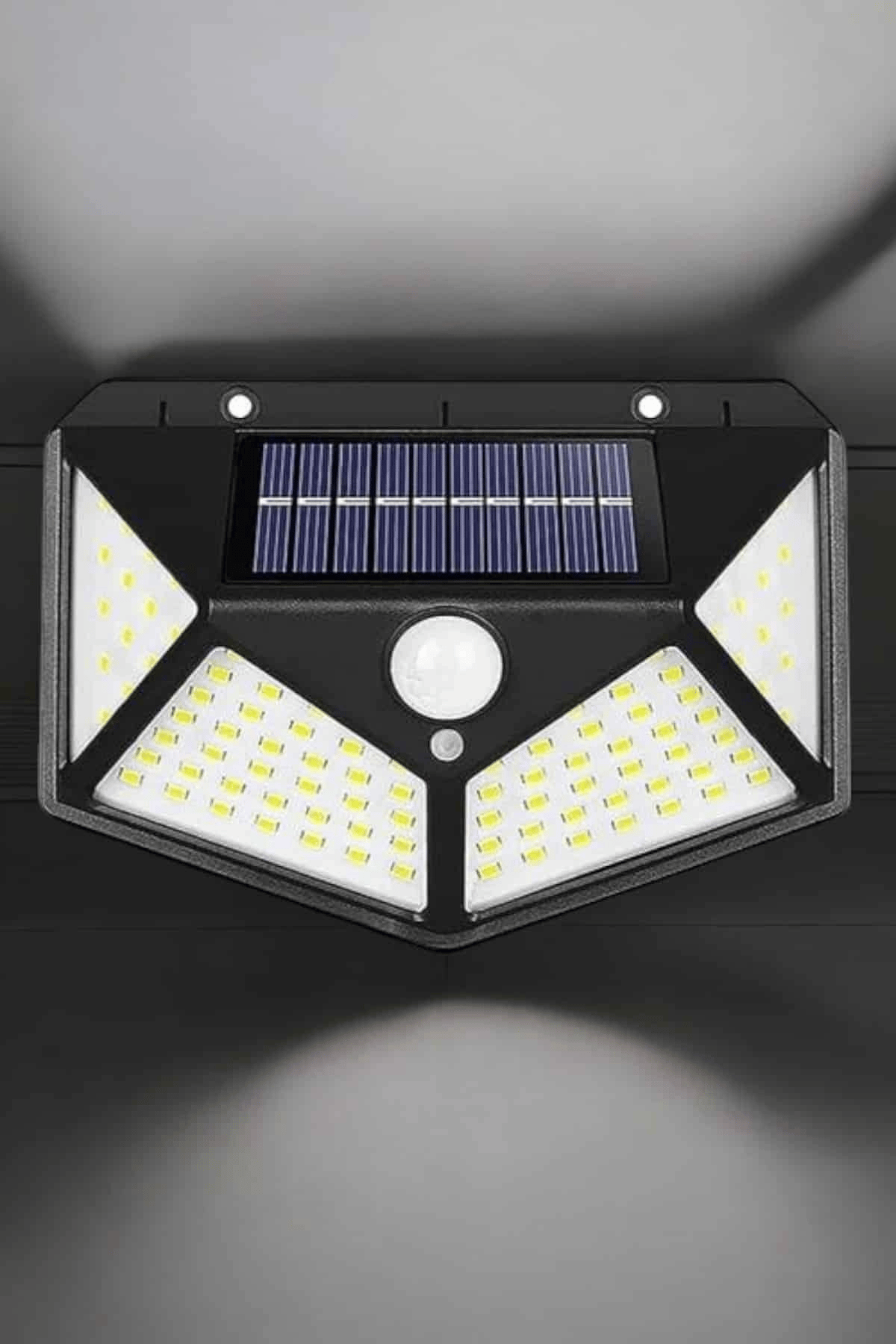 Güneş Enerjili Bahçe Aydınlatma Lambası Solar 100 Led Lamba