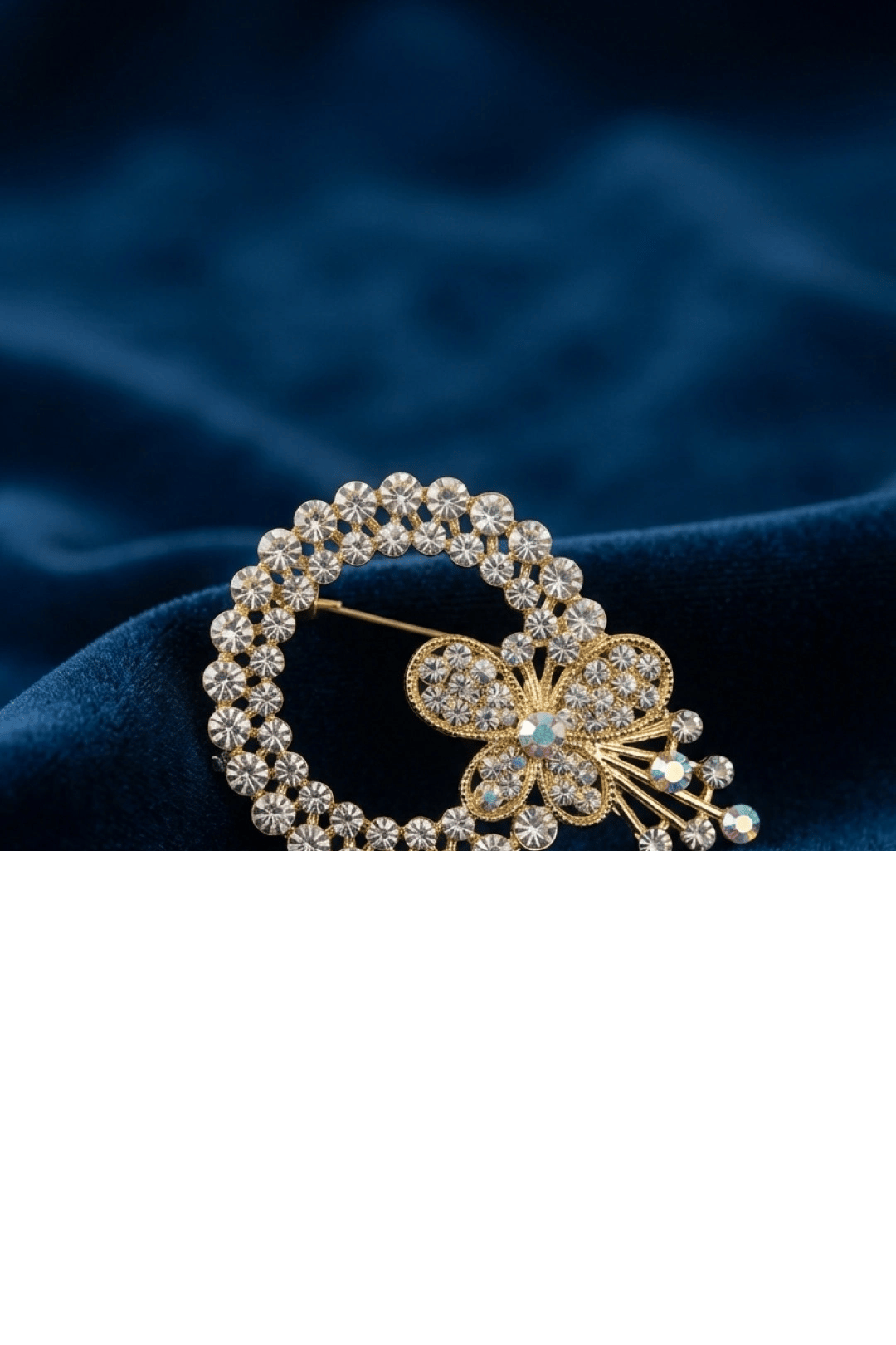 Kelebek Detaylı Zirkon Taşlı Gold Renk Broş