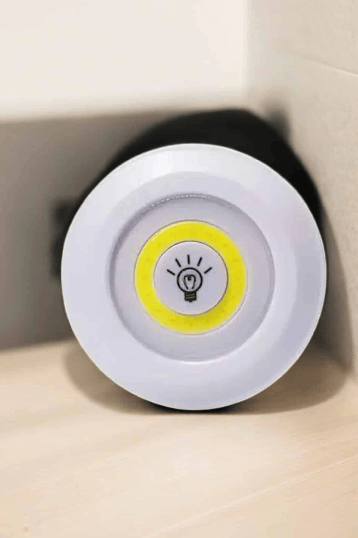 Spot Lamba Led Işık 3'lü Uzaktan Kumandalı Pilli Yapışkanlı Kablosuz