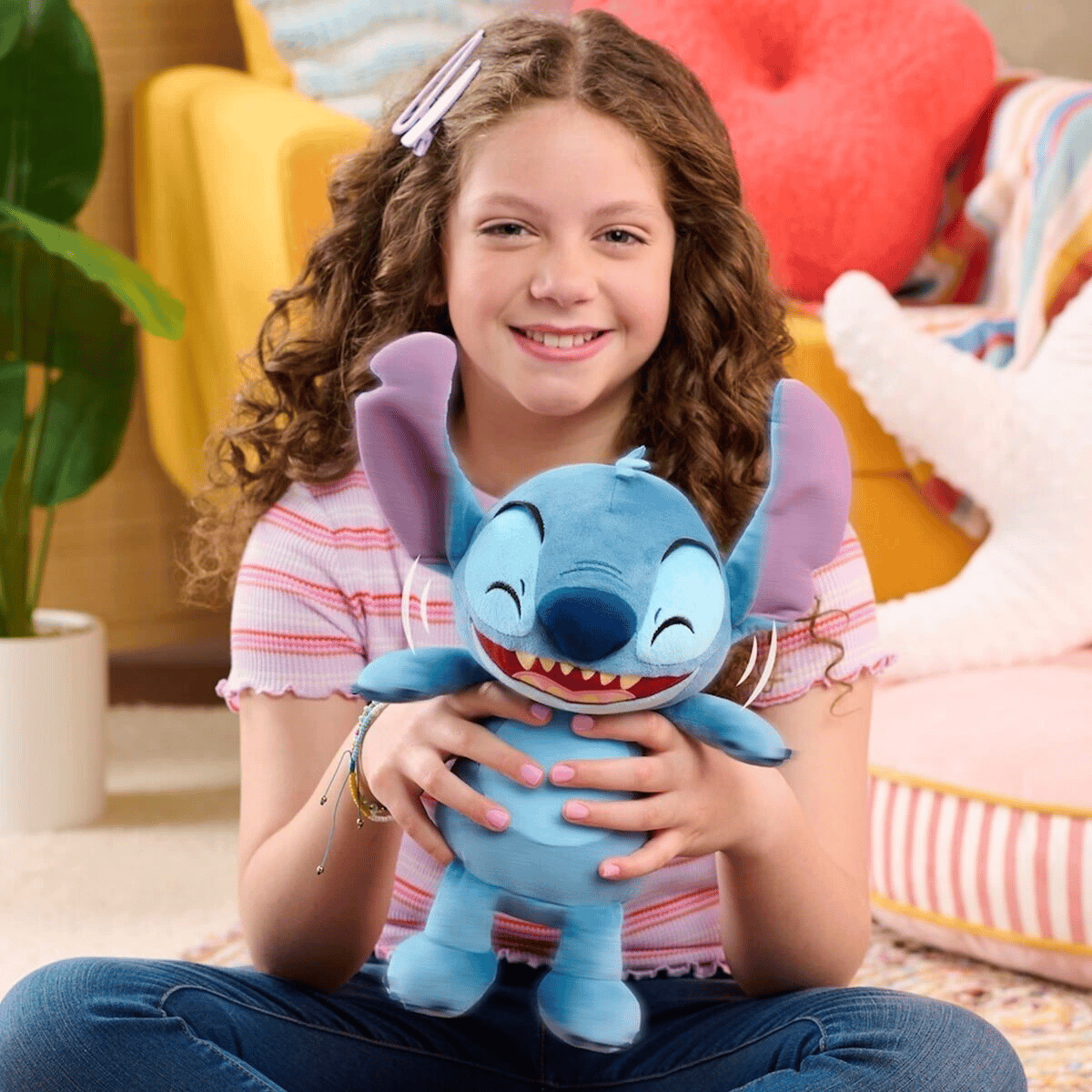TTC35000 Stitch Kıkırdayan Peluş