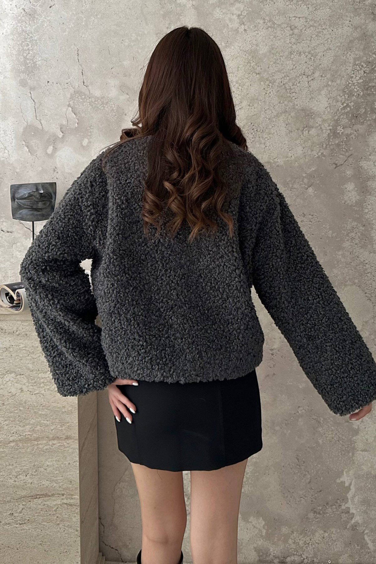 Füme Peluş Kısa Ceket