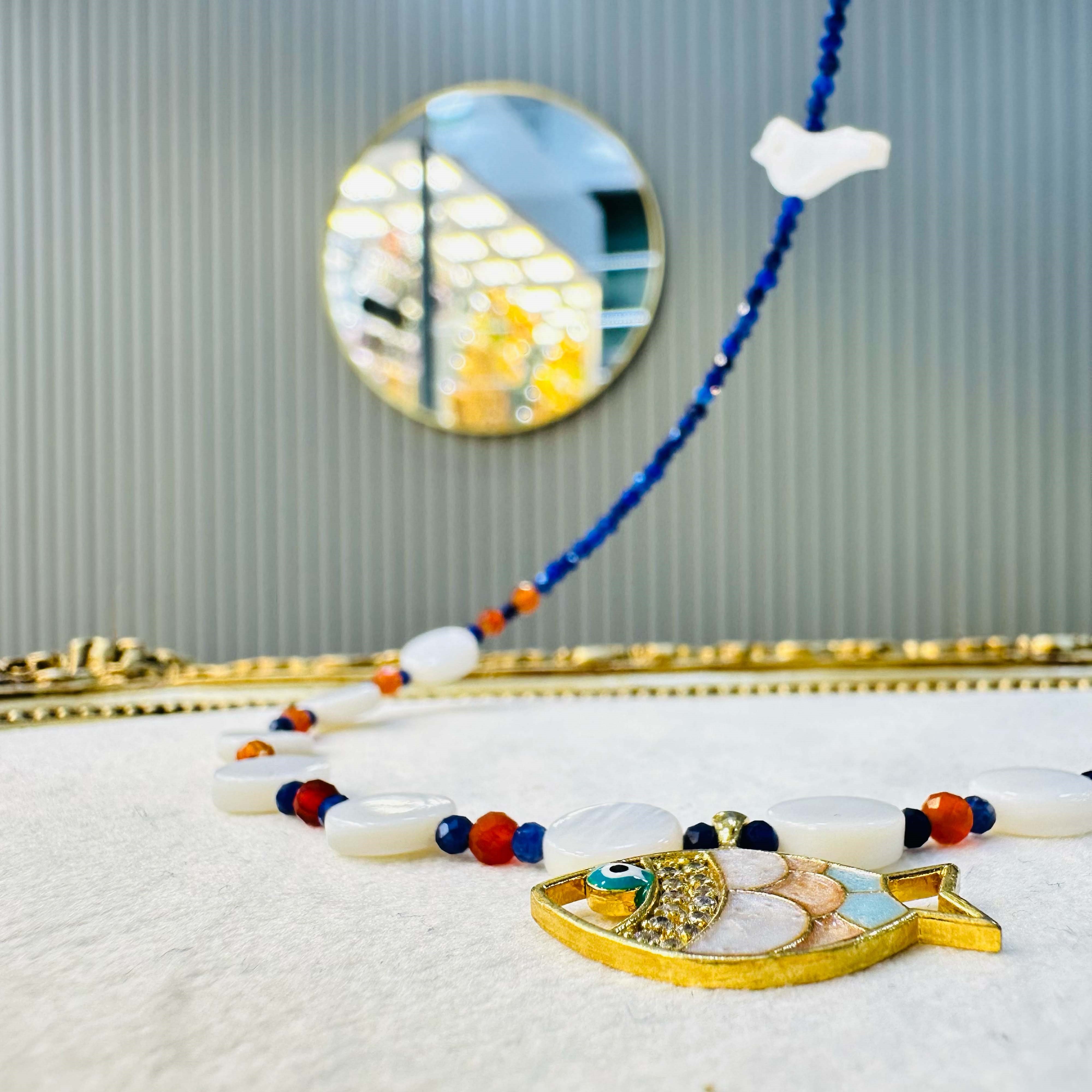 Sedef Lapis Garnet Kolye