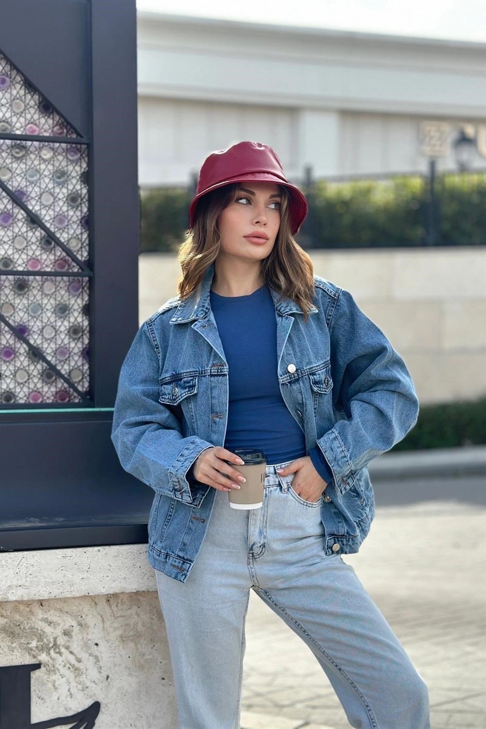 Kadın Açık Mavi Çift Cepli, Kaliteli Jeans Kumaş, Salaş Kot Ceket
