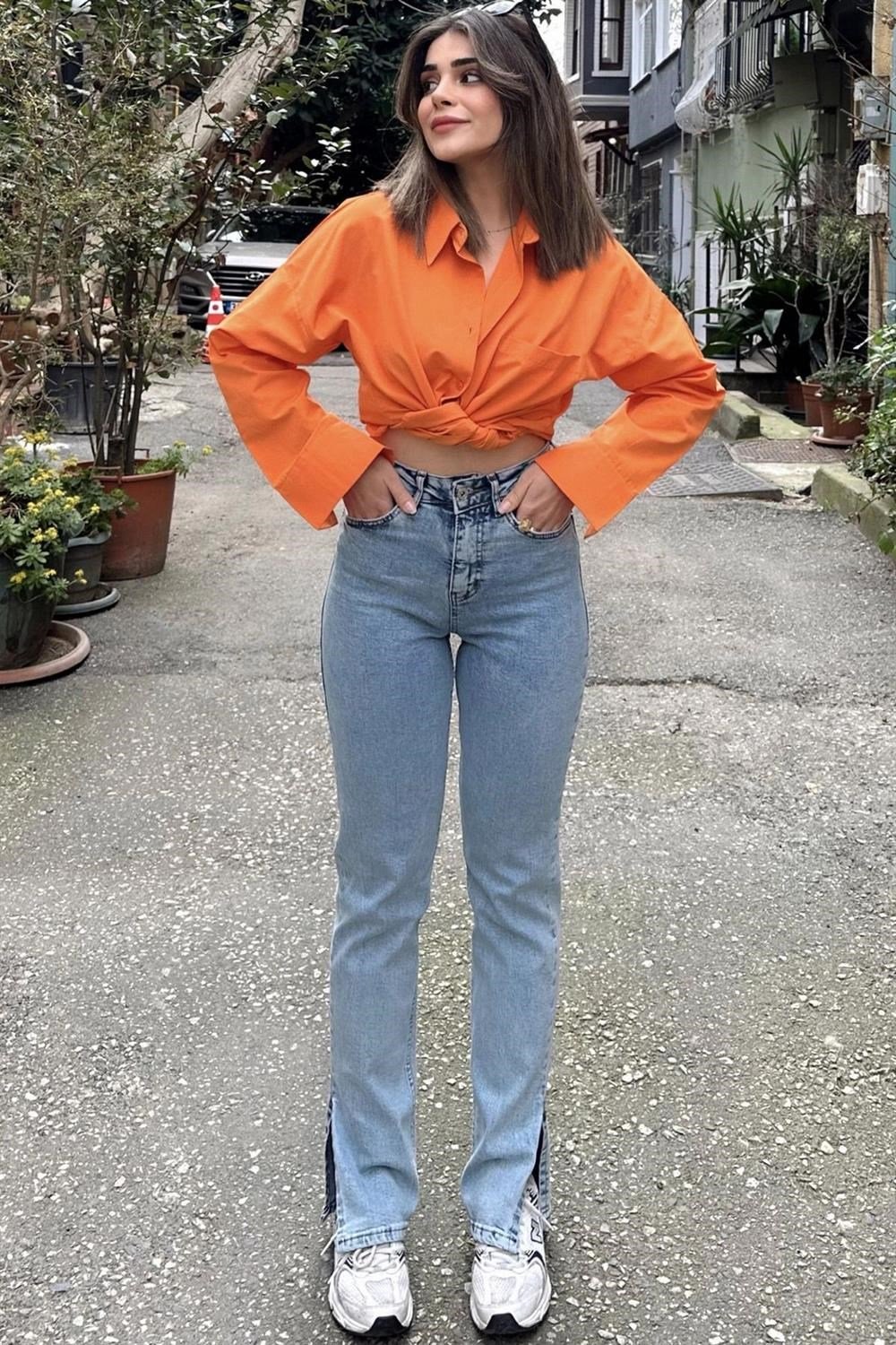 Kadın Açık Mavi Yırtmaçlı Bol Paça, Yüksek Bel, Rahat Kesim, Kot Pantolon - Jeans